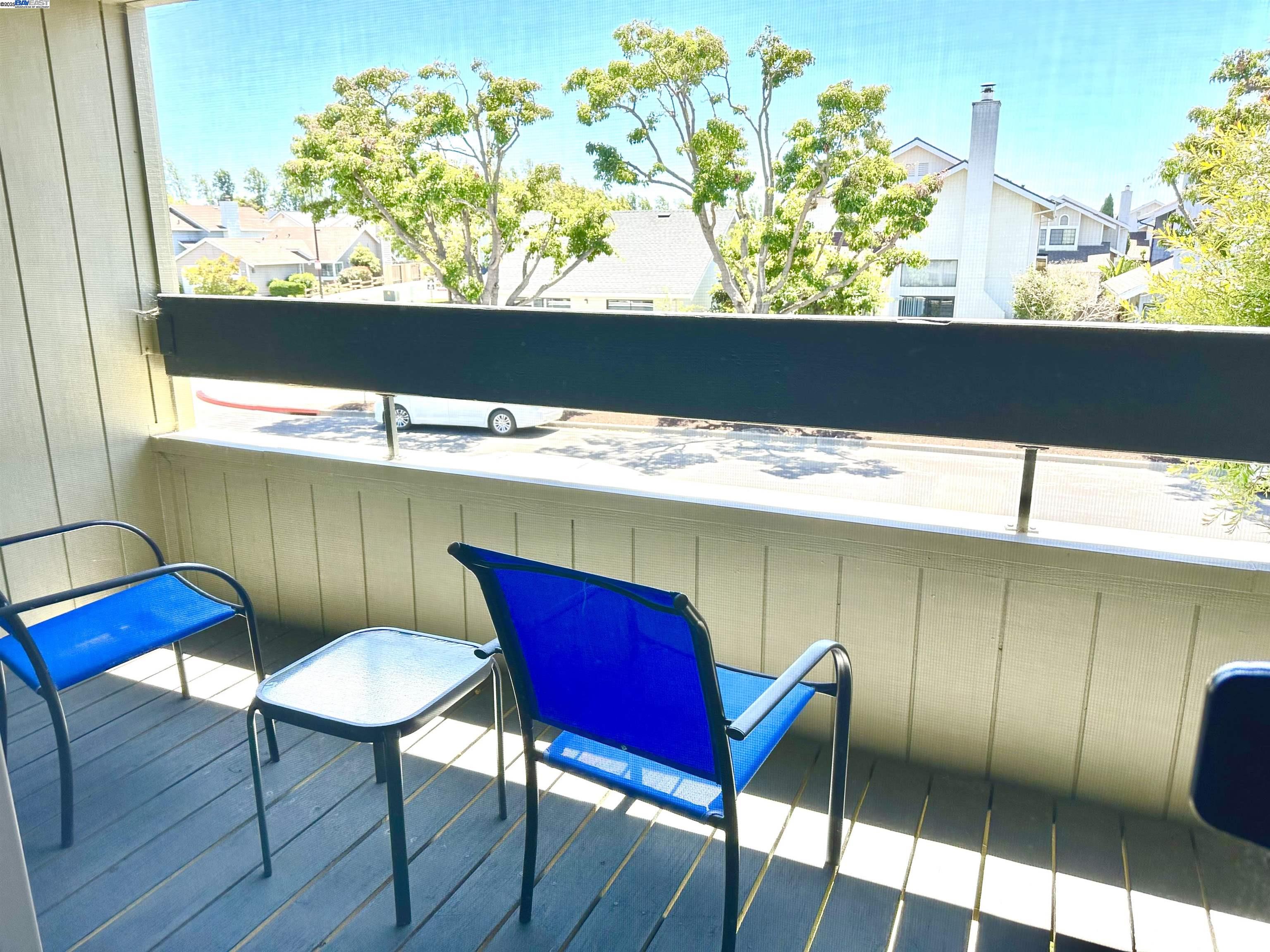 Detail Gallery Image 17 of 25 For 3521 Oleander, Alameda,  CA 94502 - 3 Beds | 1/1 Baths