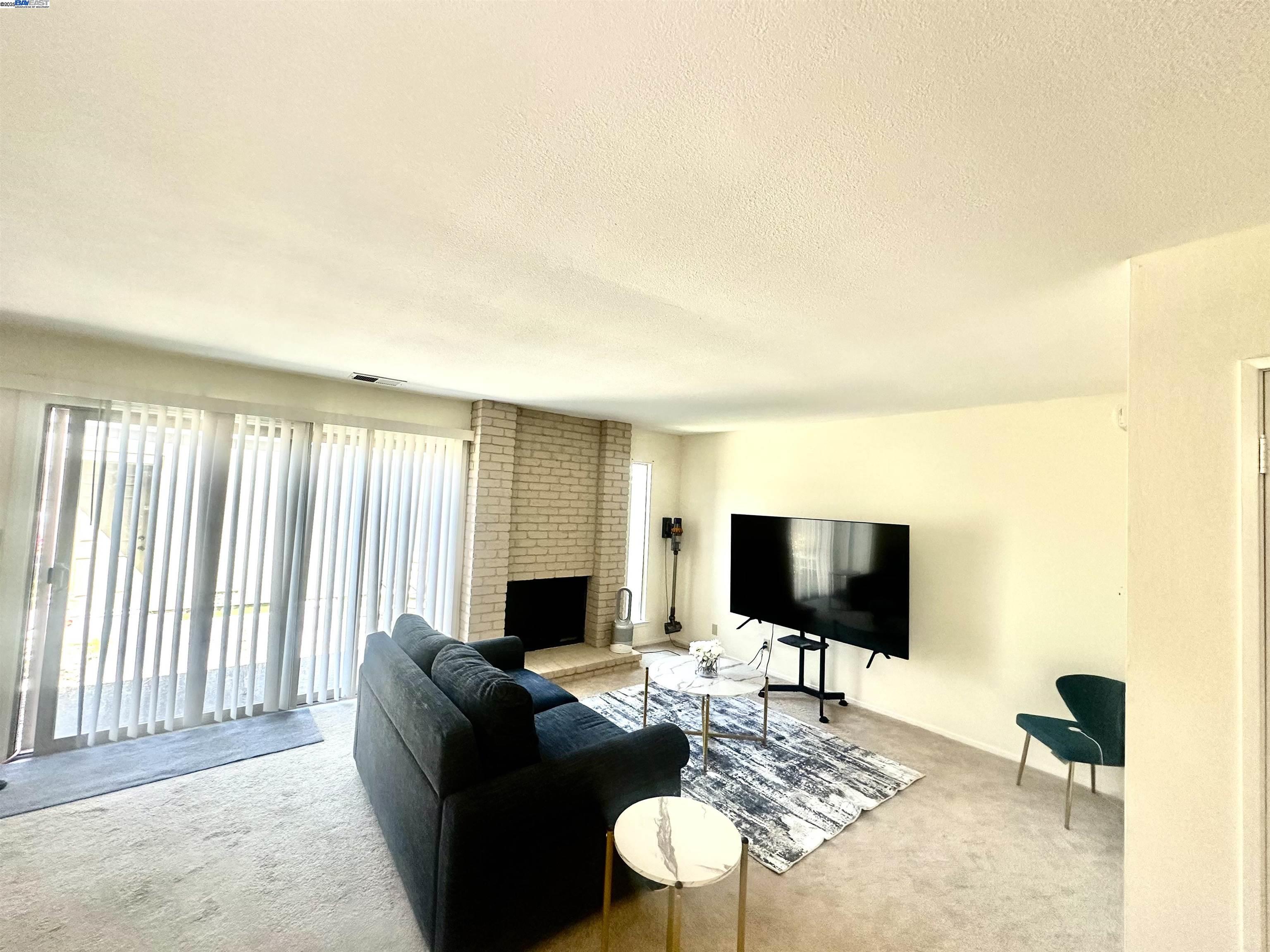 Photo #4: 41103246 Listing 
