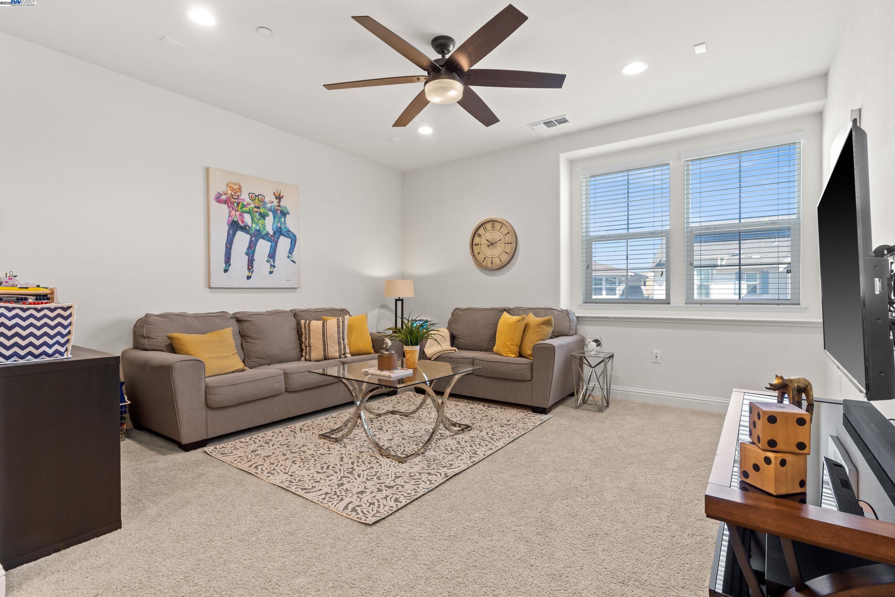 Detail Gallery Image 21 of 60 For 4440 Pine Mountain Way, Dublin,  CA 94568 - 5 Beds | 5/1 Baths
