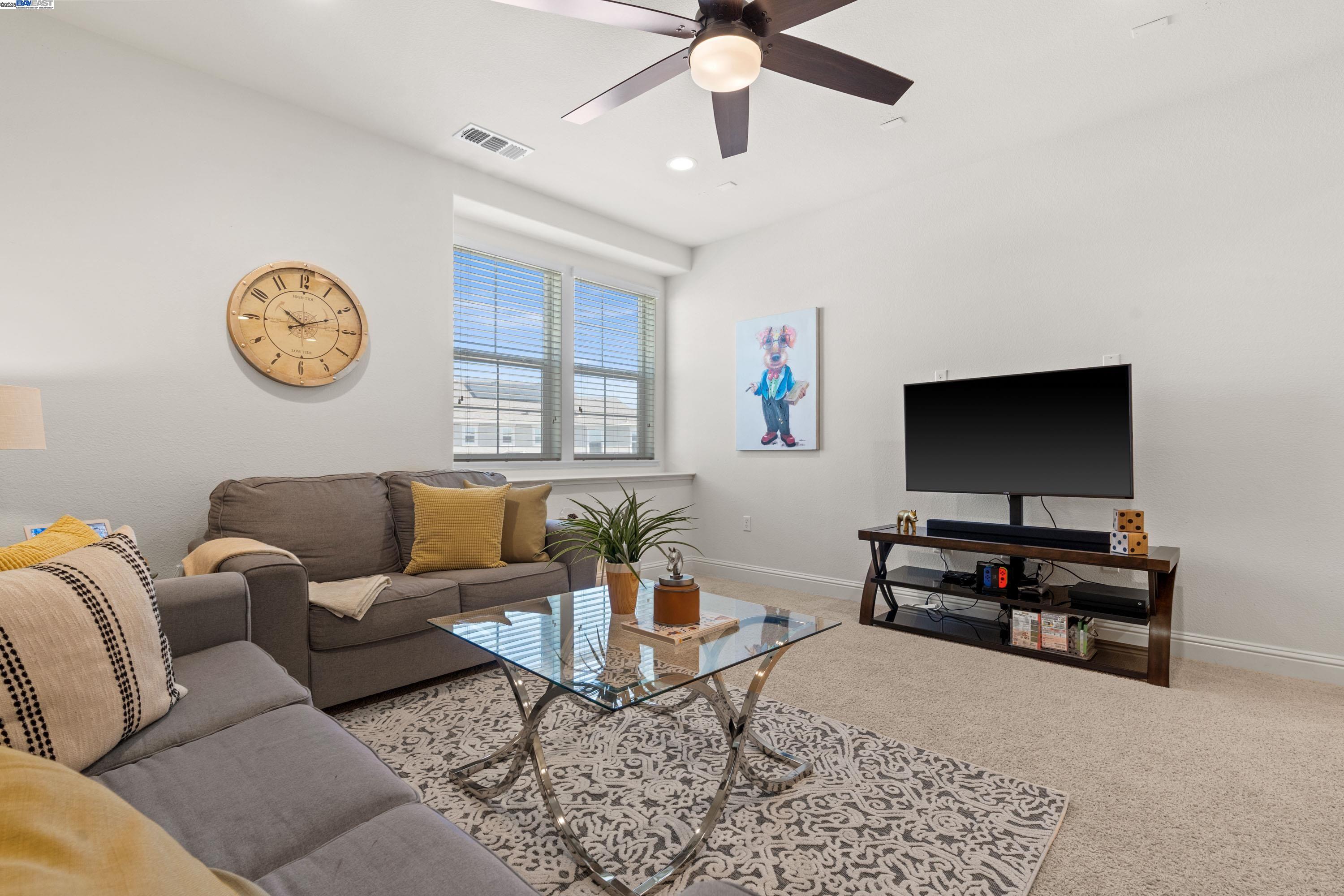 Detail Gallery Image 23 of 60 For 4440 Pine Mountain Way, Dublin,  CA 94568 - 5 Beds | 5/1 Baths