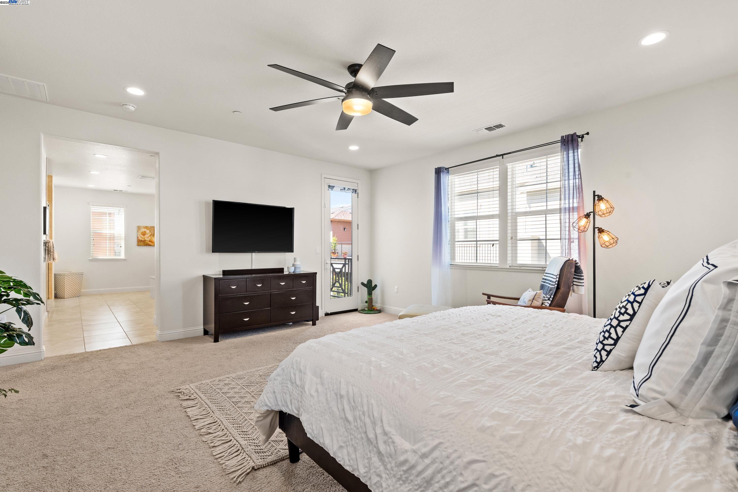 Detail Gallery Image 32 of 60 For 4440 Pine Mountain Way, Dublin,  CA 94568 - 5 Beds | 5/1 Baths