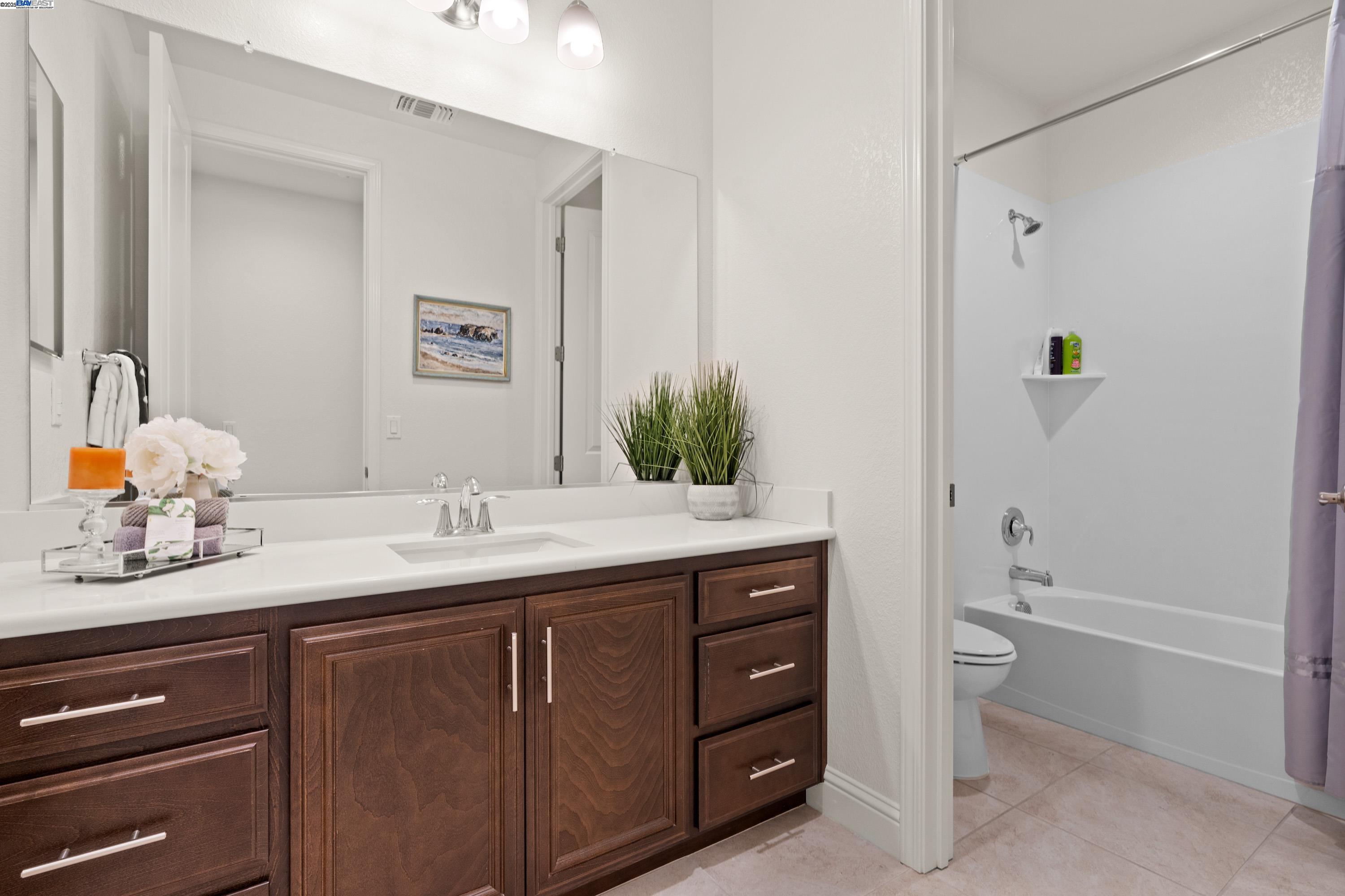 Detail Gallery Image 44 of 60 For 4440 Pine Mountain Way, Dublin,  CA 94568 - 5 Beds | 5/1 Baths