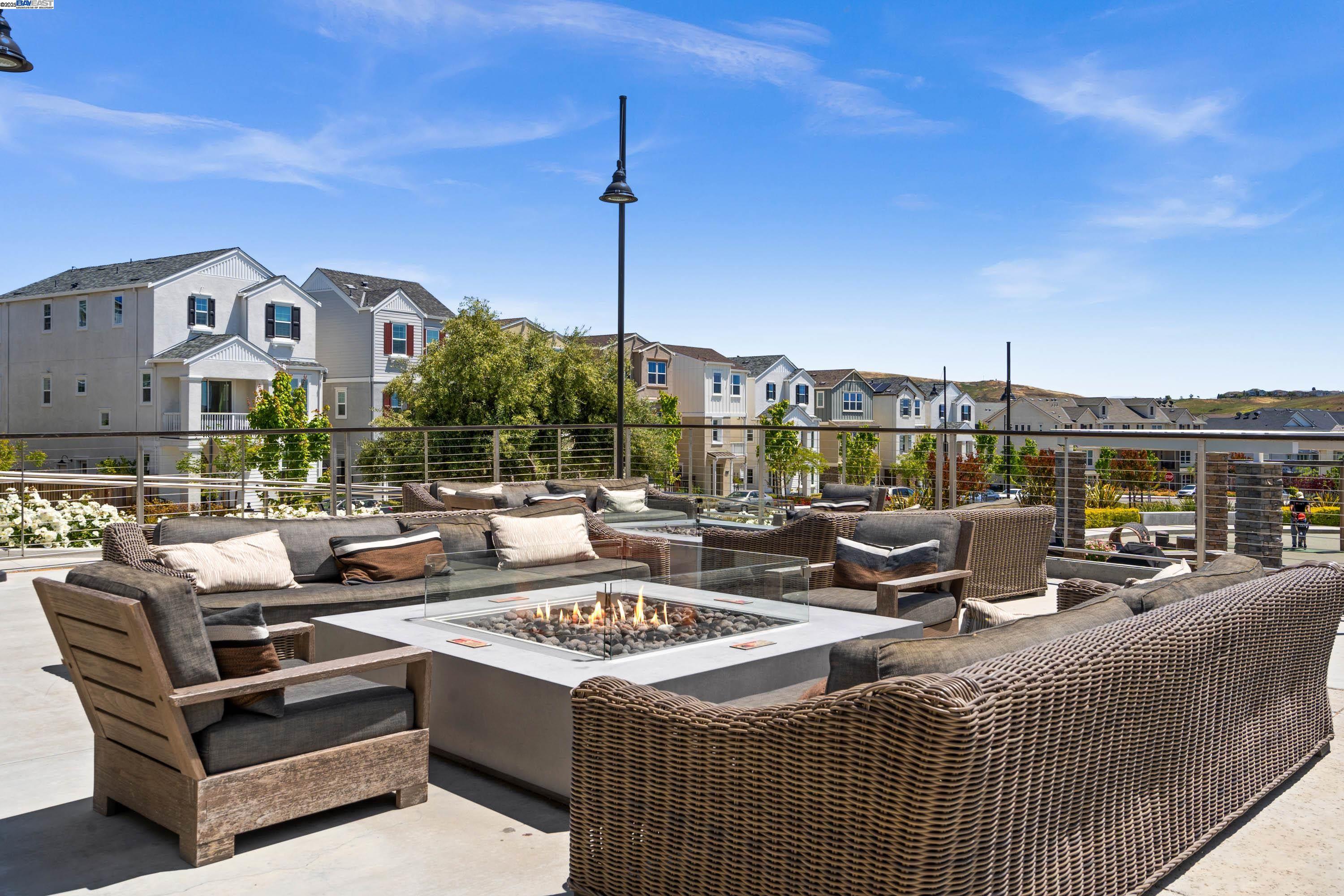 Detail Gallery Image 54 of 60 For 4440 Pine Mountain Way, Dublin,  CA 94568 - 5 Beds | 5/1 Baths