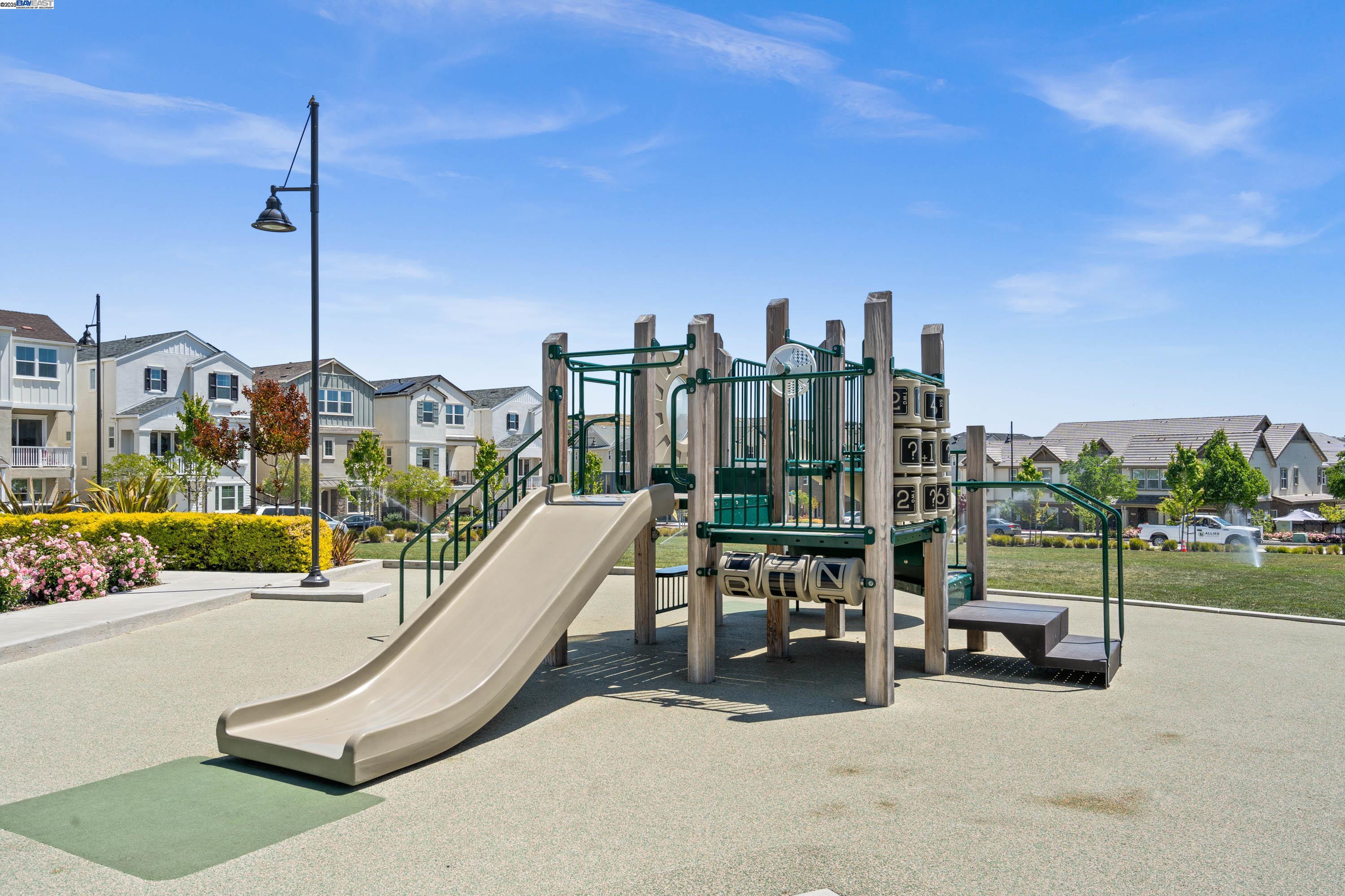 Detail Gallery Image 56 of 60 For 4440 Pine Mountain Way, Dublin,  CA 94568 - 5 Beds | 5/1 Baths
