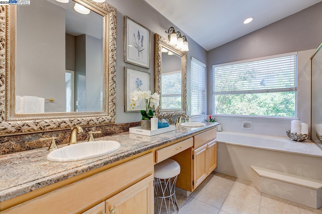 Detail Gallery Image 22 of 32 For 203 Azalea Ln, San Ramon,  CA 94582 - 4 Beds | 3 Baths
