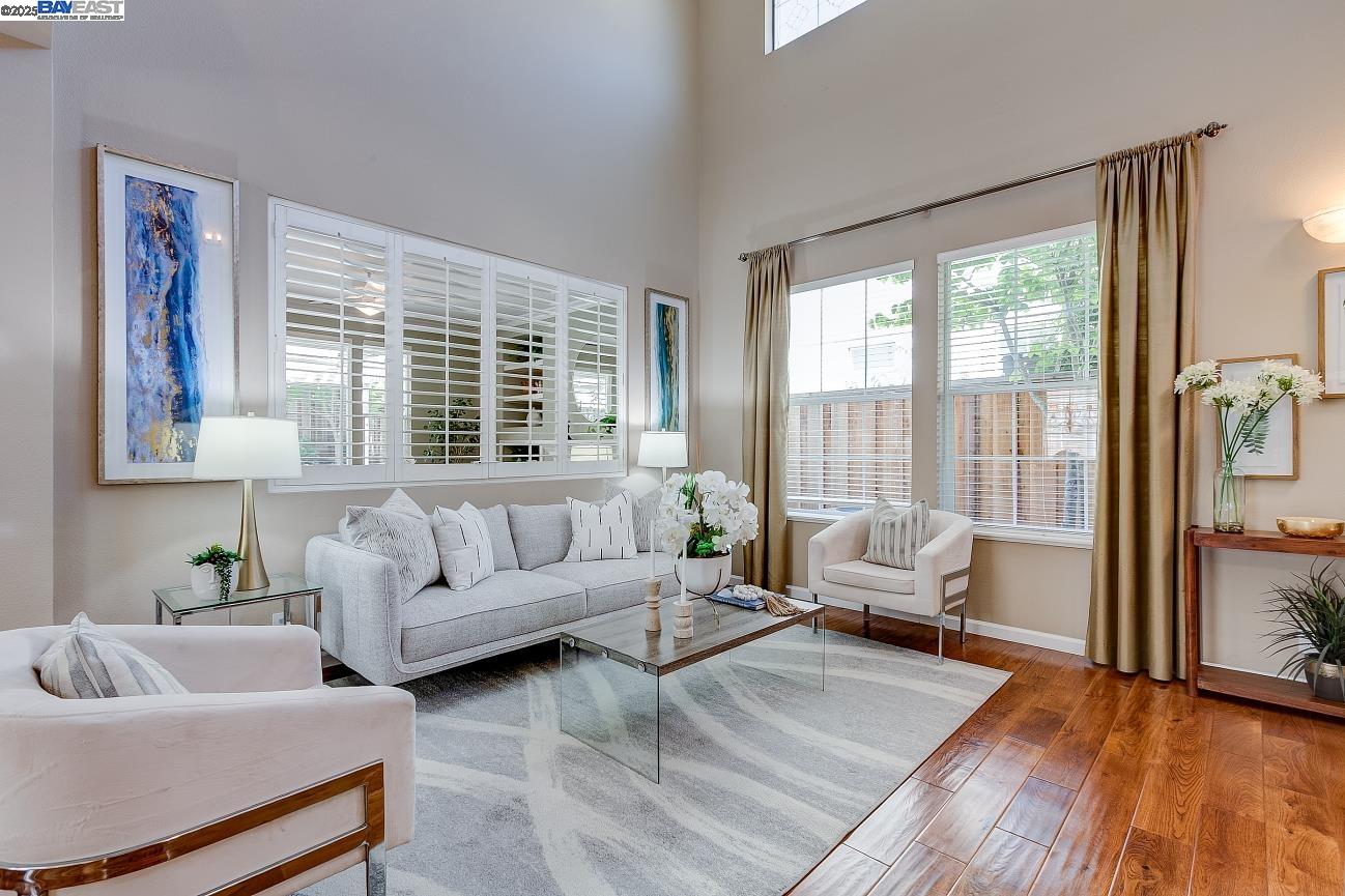 Detail Gallery Image 4 of 32 For 203 Azalea Ln, San Ramon,  CA 94582 - 4 Beds | 3 Baths