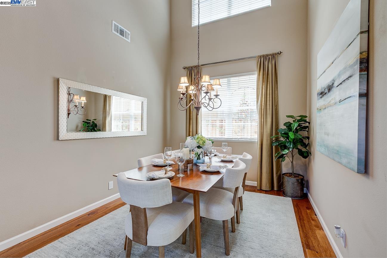 Detail Gallery Image 6 of 32 For 203 Azalea Ln, San Ramon,  CA 94582 - 4 Beds | 3 Baths