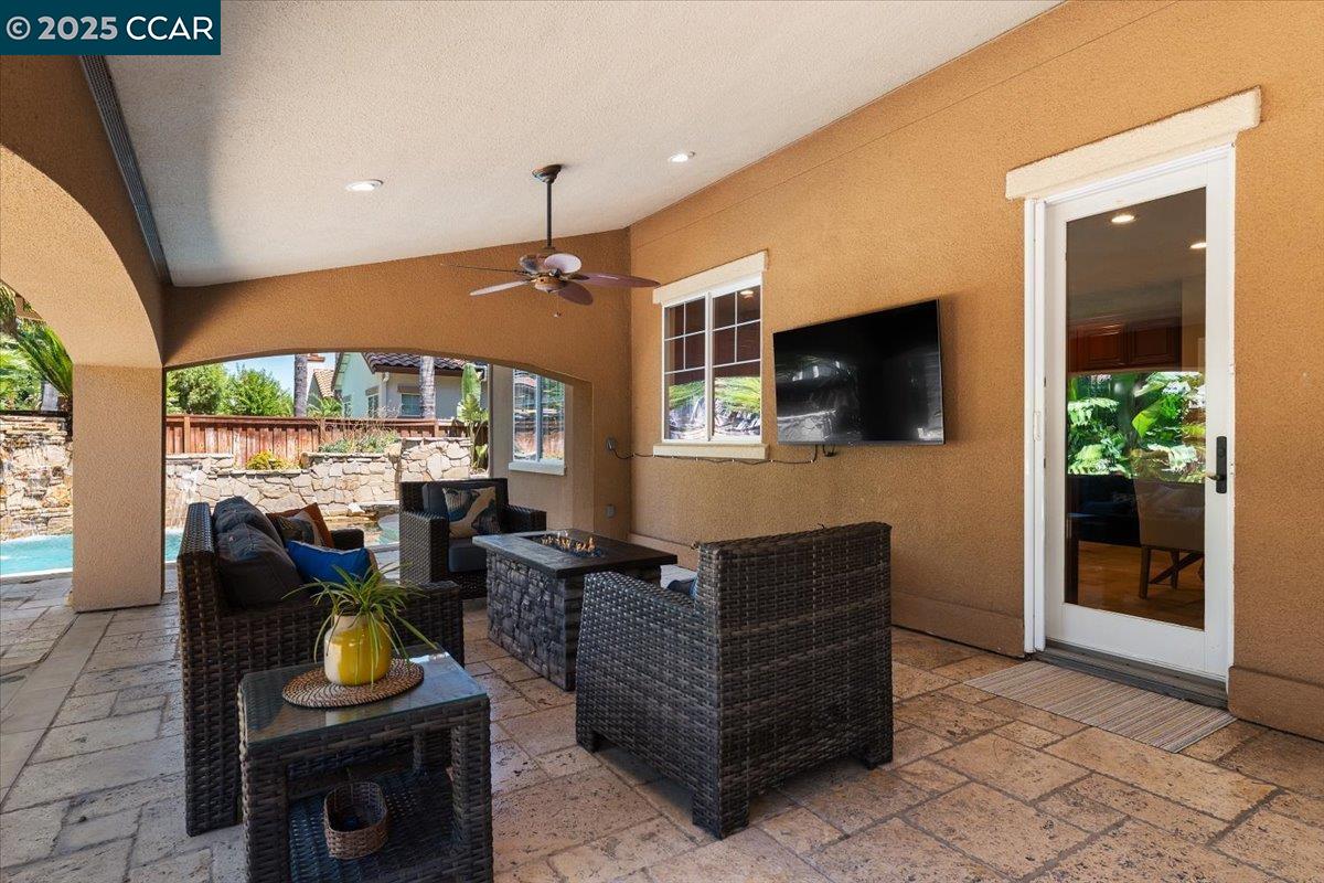 Detail Gallery Image 13 of 47 For 1669 Albani Place, Brentwood,  CA 94513 - 5 Beds | 3/1 Baths