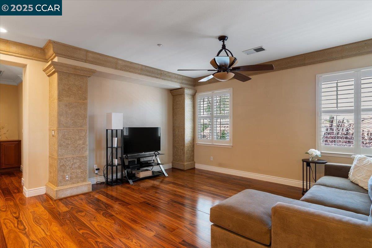 Detail Gallery Image 29 of 47 For 1669 Albani Place, Brentwood,  CA 94513 - 5 Beds | 3/1 Baths