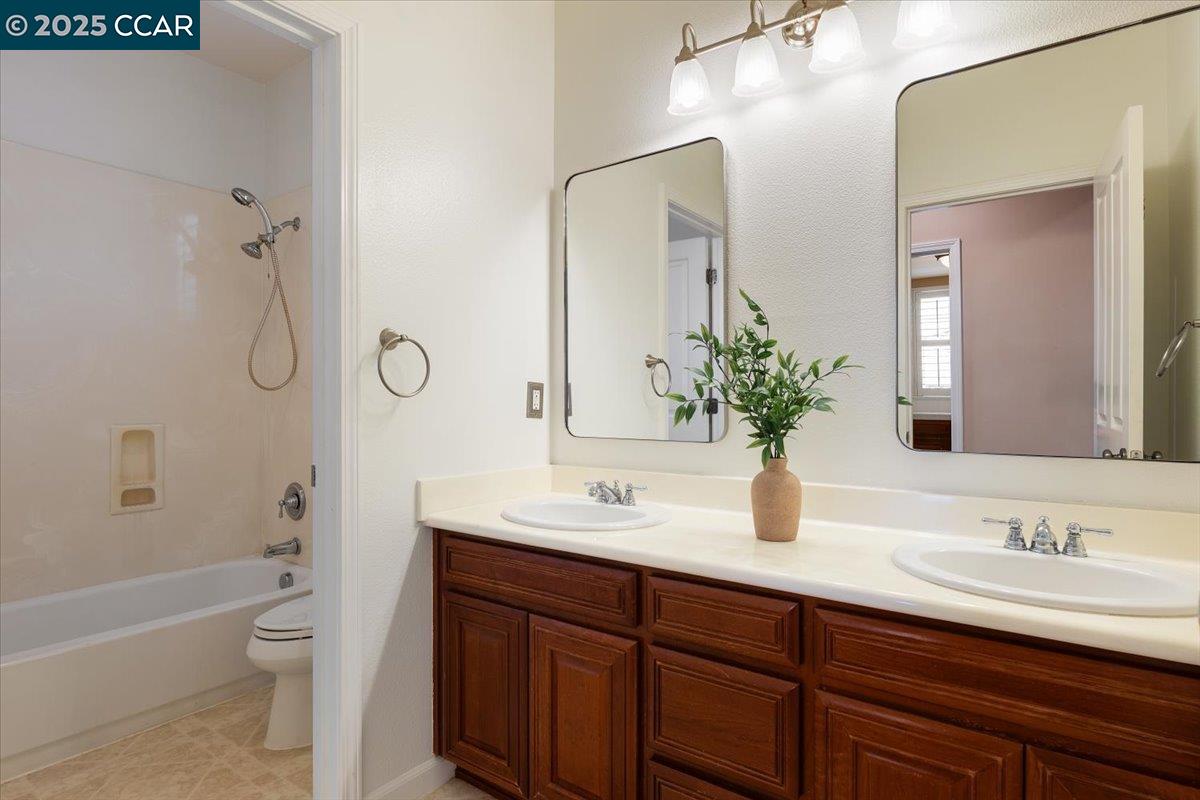 Detail Gallery Image 37 of 47 For 1669 Albani Place, Brentwood,  CA 94513 - 5 Beds | 3/1 Baths