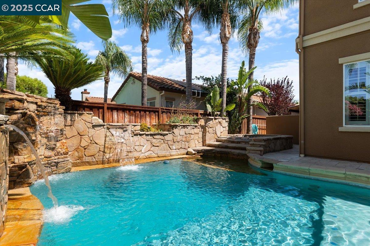 Detail Gallery Image 39 of 47 For 1669 Albani Place, Brentwood,  CA 94513 - 5 Beds | 3/1 Baths