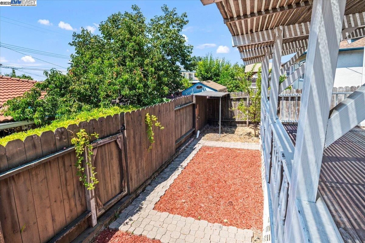 4095 Robin Ln, Castro Valley, California 94546, 4 Bedrooms Bedrooms, 8 Rooms Rooms,3 BathroomsBathrooms,Residential,For Sale,4095 Robin Ln,41103263