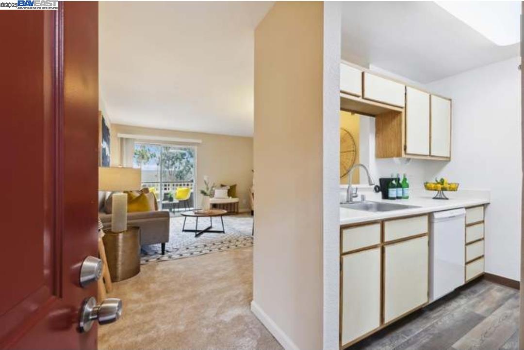 Photo #4: 41103264 Listing 