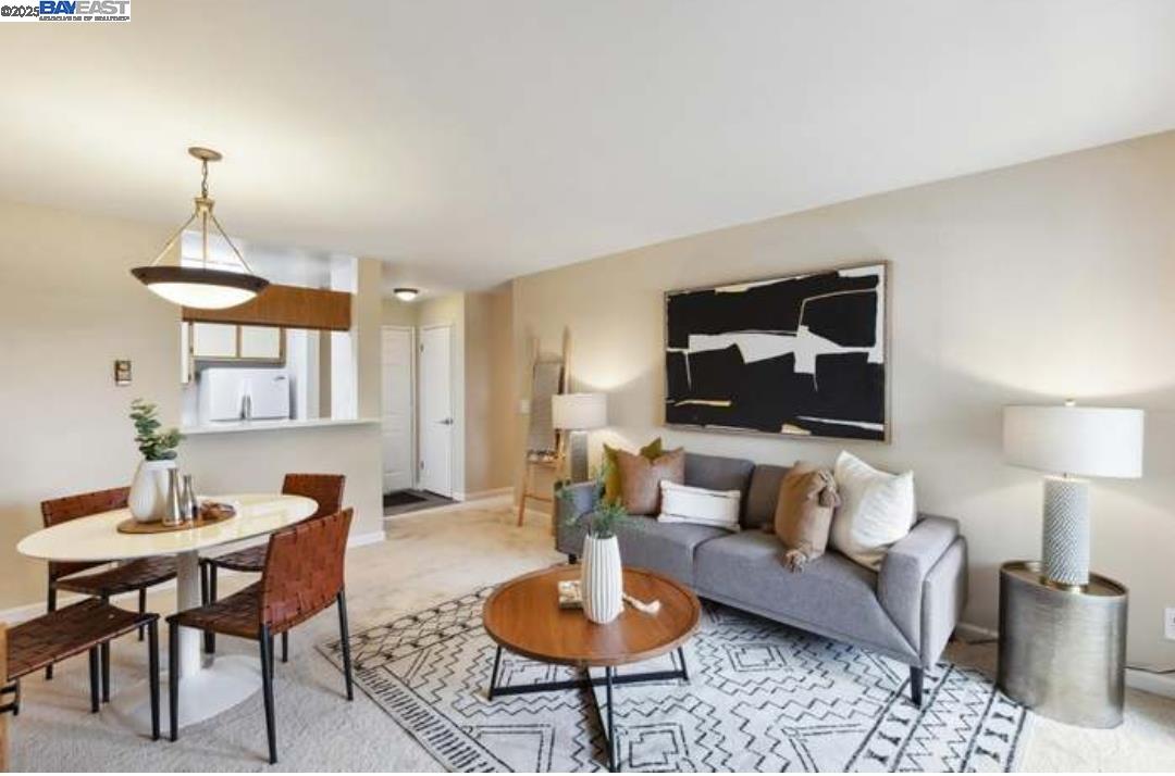 Photo #5: 41103264 Listing 
