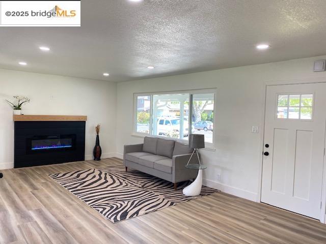 2157 Holbrook dr, Concord, California 94519, 3 Bedrooms Bedrooms, 6 Rooms Rooms,2 BathroomsBathrooms,Residential,For Sale,2157 Holbrook dr,41103265