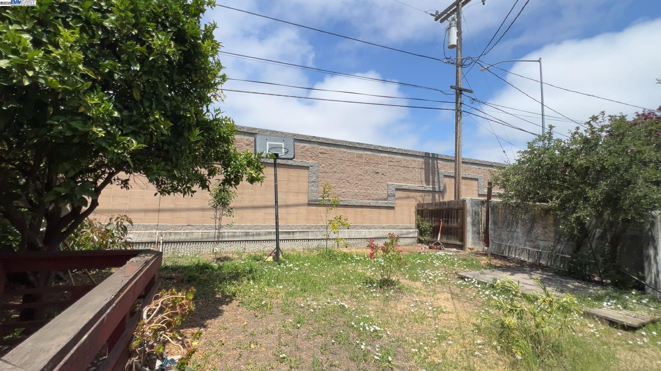 25936 Peterman Ave, Hayward, California 94545, 5 Bedrooms Bedrooms, 9 Rooms Rooms,3 BathroomsBathrooms,Residential,For Sale,25936 Peterman Ave,41103266