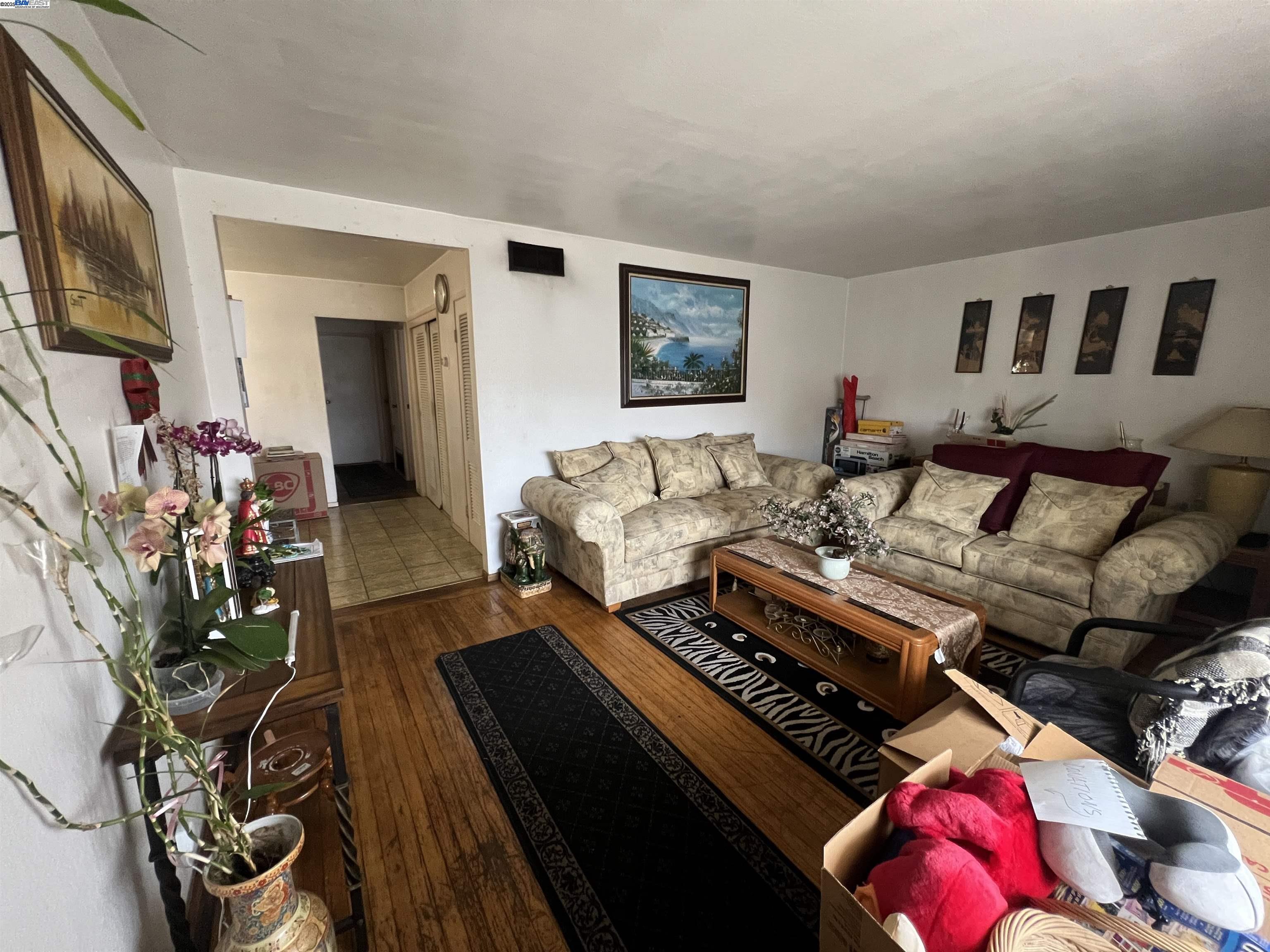 25936 Peterman Ave, Hayward, California 94545, 5 Bedrooms Bedrooms, 9 Rooms Rooms,3 BathroomsBathrooms,Residential,For Sale,25936 Peterman Ave,41103266