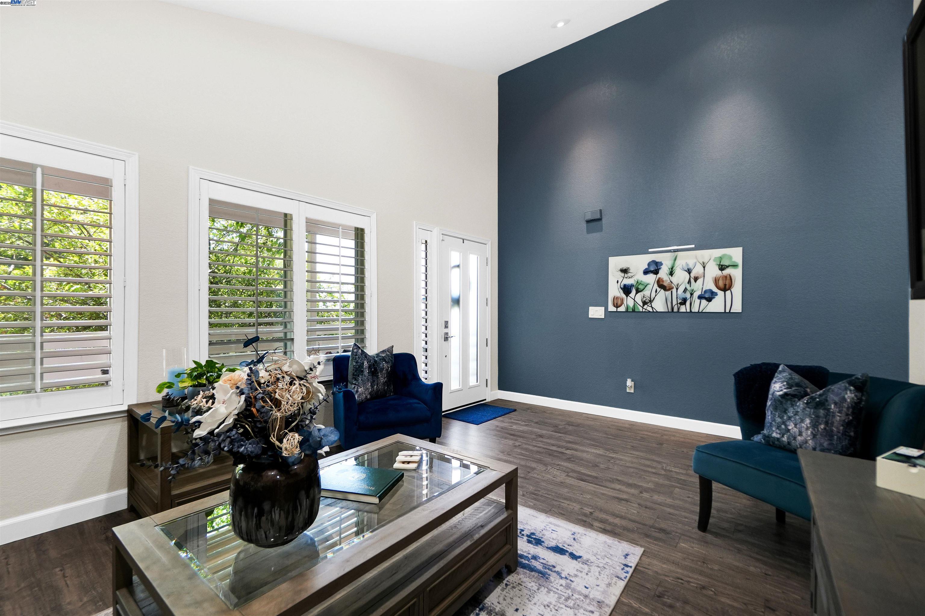 23380 Lakeridge Avenue, Hayward, California 94541, 3 Bedrooms Bedrooms, 7 Rooms Rooms,3 BathroomsBathrooms,Residential,For Sale,23380 Lakeridge Avenue,41103267