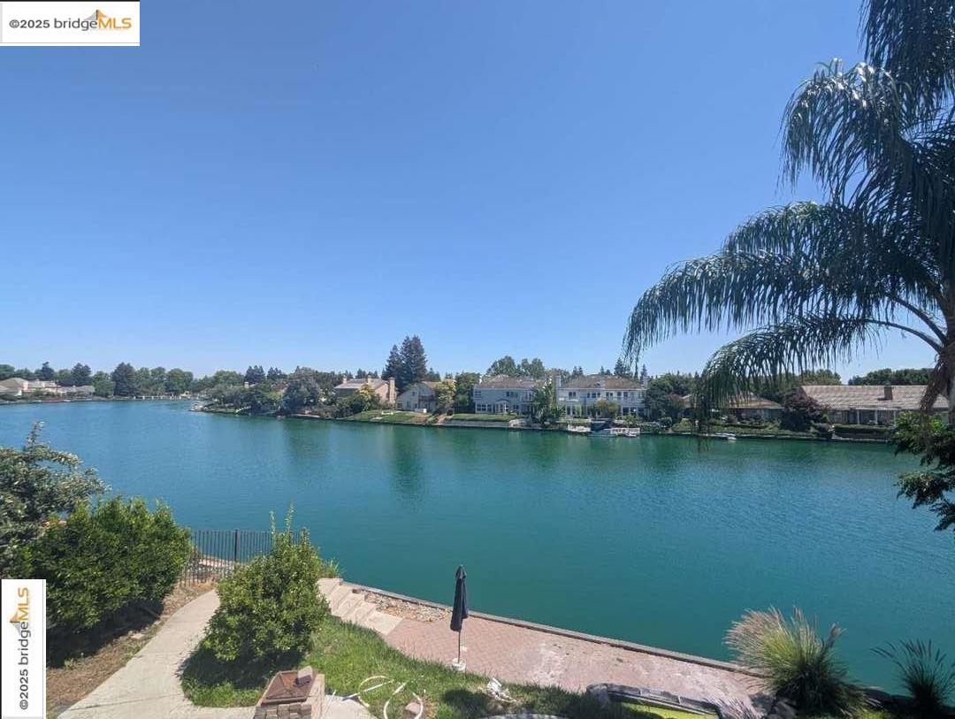 4958 Bay View CIR, Stockton, California 95219, 4 Bedrooms Bedrooms, ,3 BathroomsBathrooms,Residential,For Sale,4958 Bay View CIR,41103272
