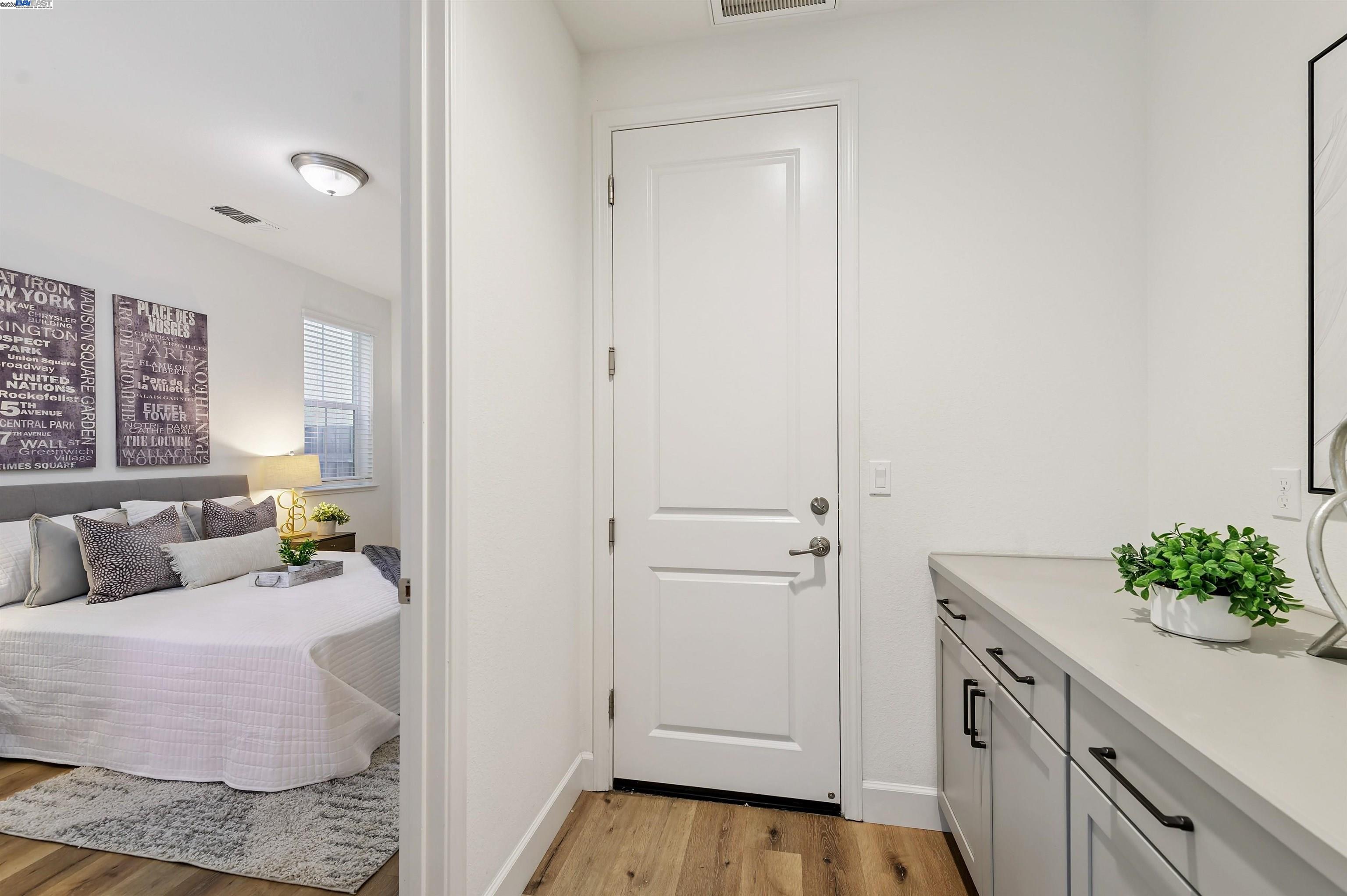 Detail Gallery Image 15 of 56 For 7260 Mount Veeder Rd, Dublin,  CA 94568 - 5 Beds | 4/1 Baths