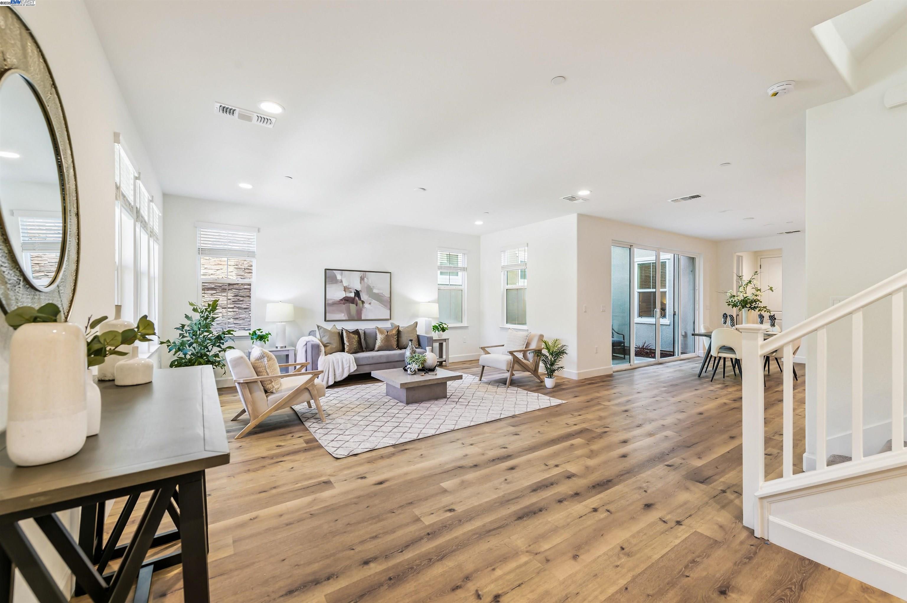 Detail Gallery Image 4 of 56 For 7260 Mount Veeder Rd, Dublin,  CA 94568 - 5 Beds | 4/1 Baths