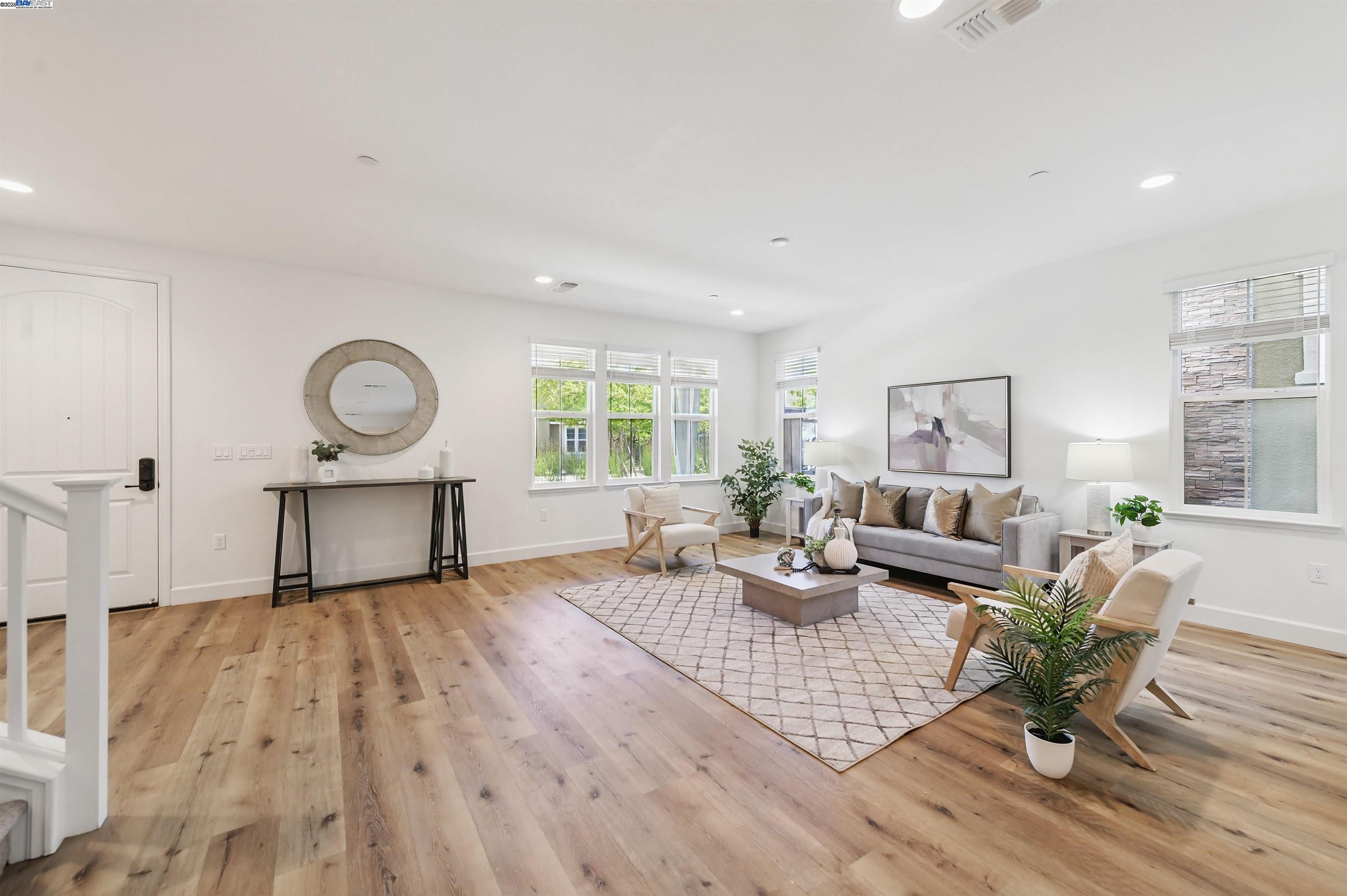 Detail Gallery Image 5 of 56 For 7260 Mount Veeder Rd, Dublin,  CA 94568 - 5 Beds | 4/1 Baths