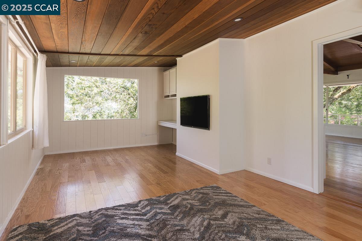 877 Mountain View Dr, Lafayette, California 94549, 3 Bedrooms Bedrooms, 6 Rooms Rooms,2 BathroomsBathrooms,Residential,For Sale,877 Mountain View Dr,41103274