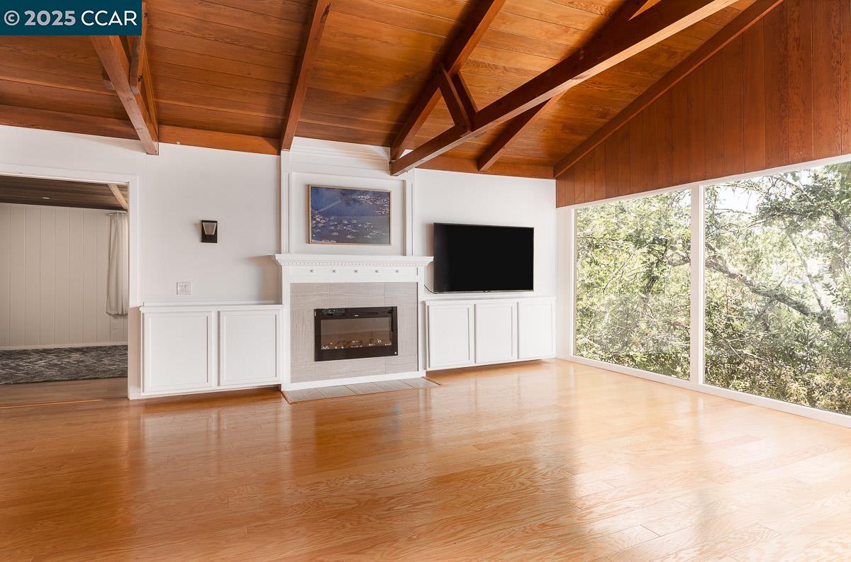 877 Mountain View Dr, Lafayette, California 94549, 3 Bedrooms Bedrooms, 6 Rooms Rooms,2 BathroomsBathrooms,Residential,For Sale,877 Mountain View Dr,41103274