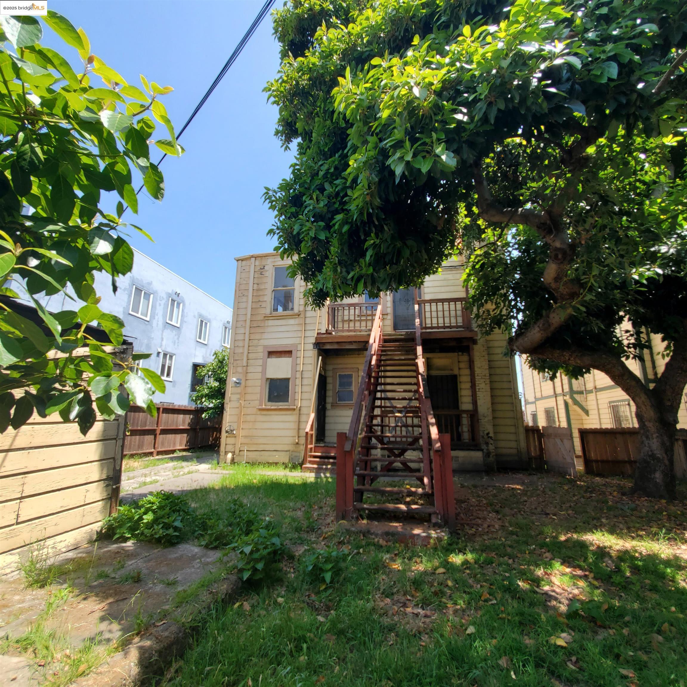 1737 13Th Ave, Oakland, California 94606, ,Residential Income,For Sale,1737 13Th Ave,41103275