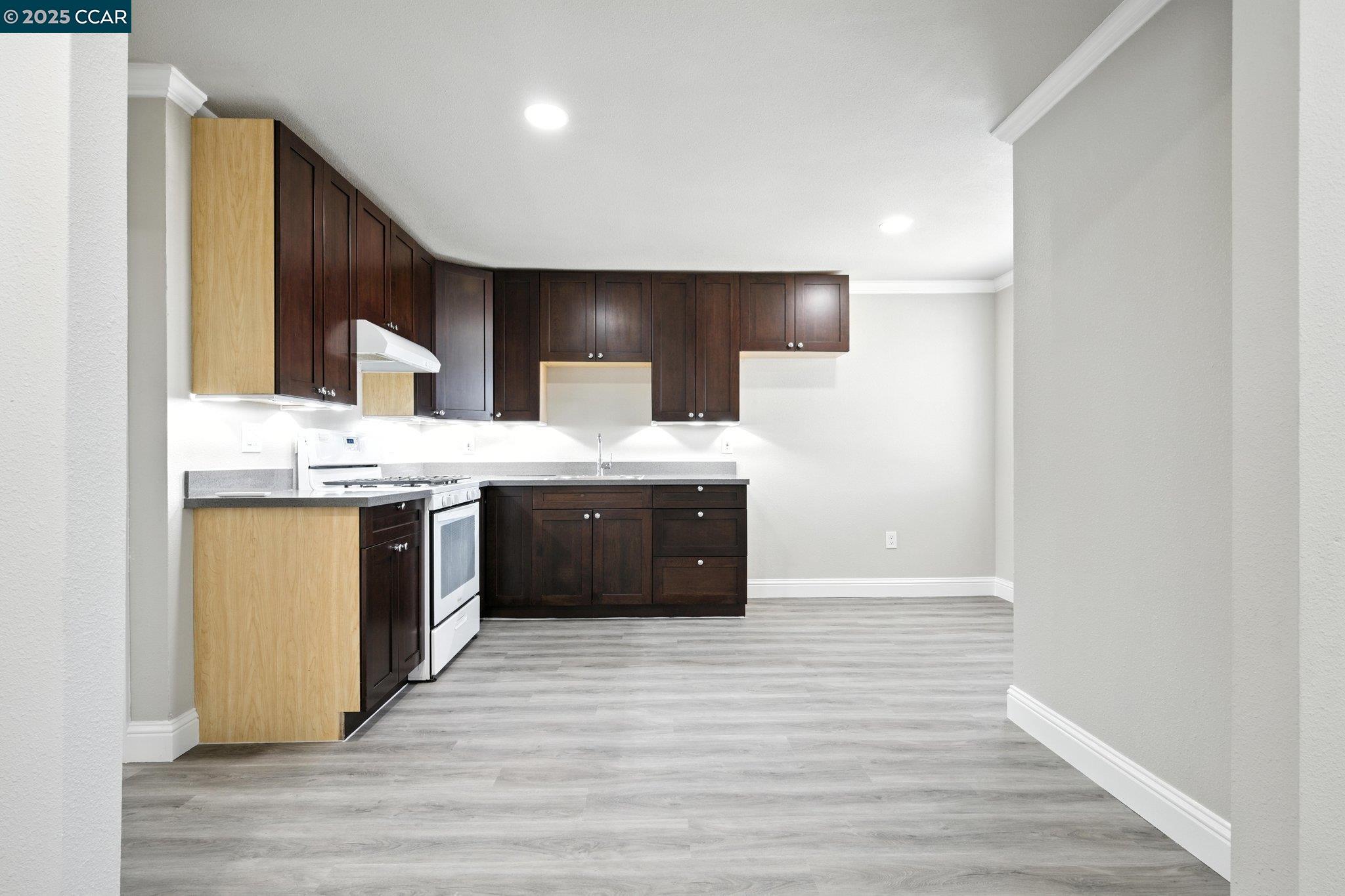 Detail Gallery Image 13 of 43 For 1540 Bush Ave, San Pablo,  CA 94806 - 4 Beds | 2 Baths