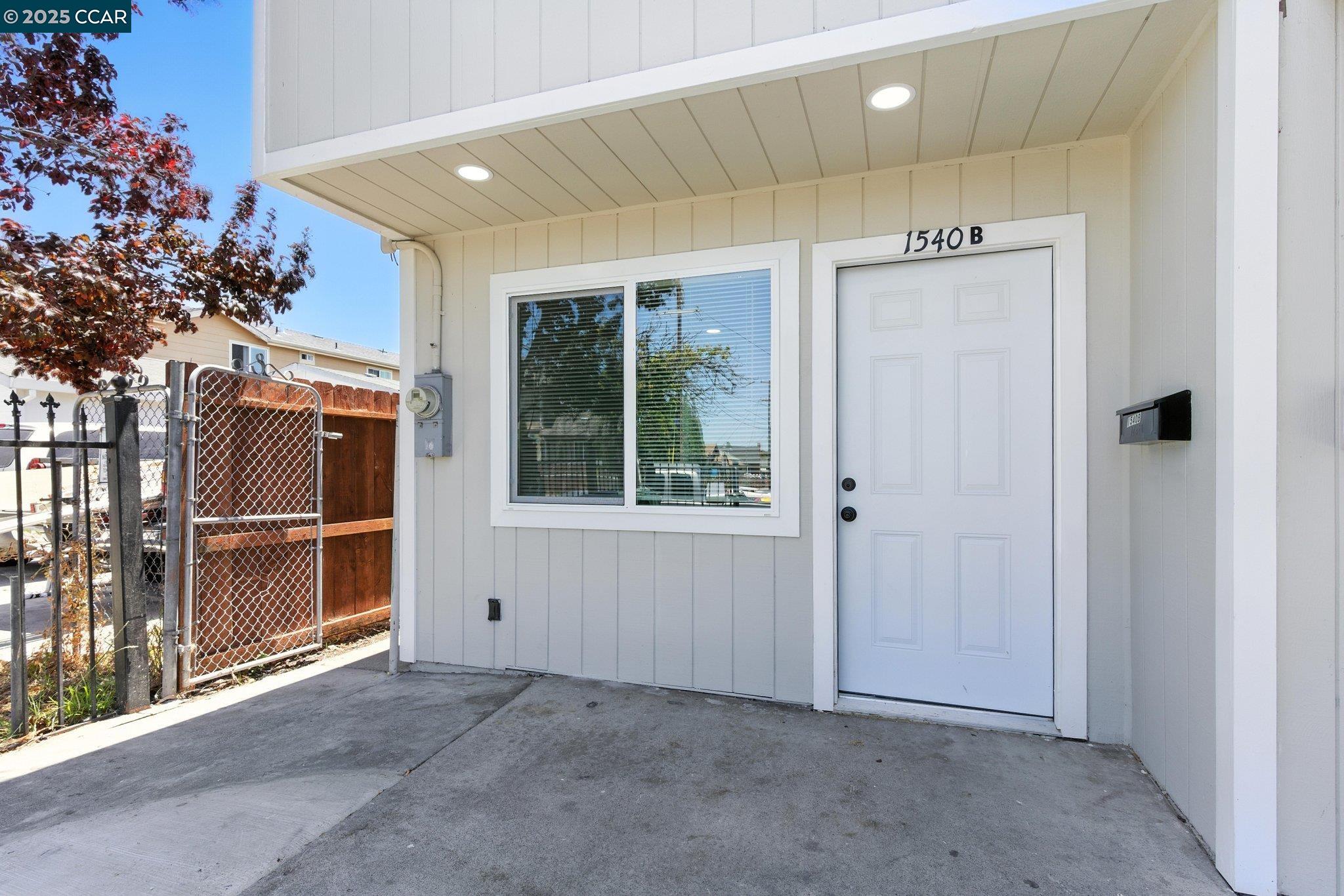 Detail Gallery Image 5 of 43 For 1540 Bush Ave, San Pablo,  CA 94806 - 4 Beds | 2 Baths
