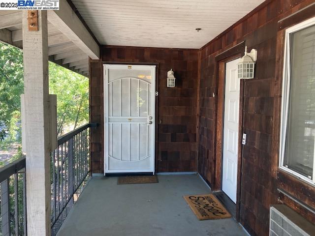Photo #2: 41103278 Listing 