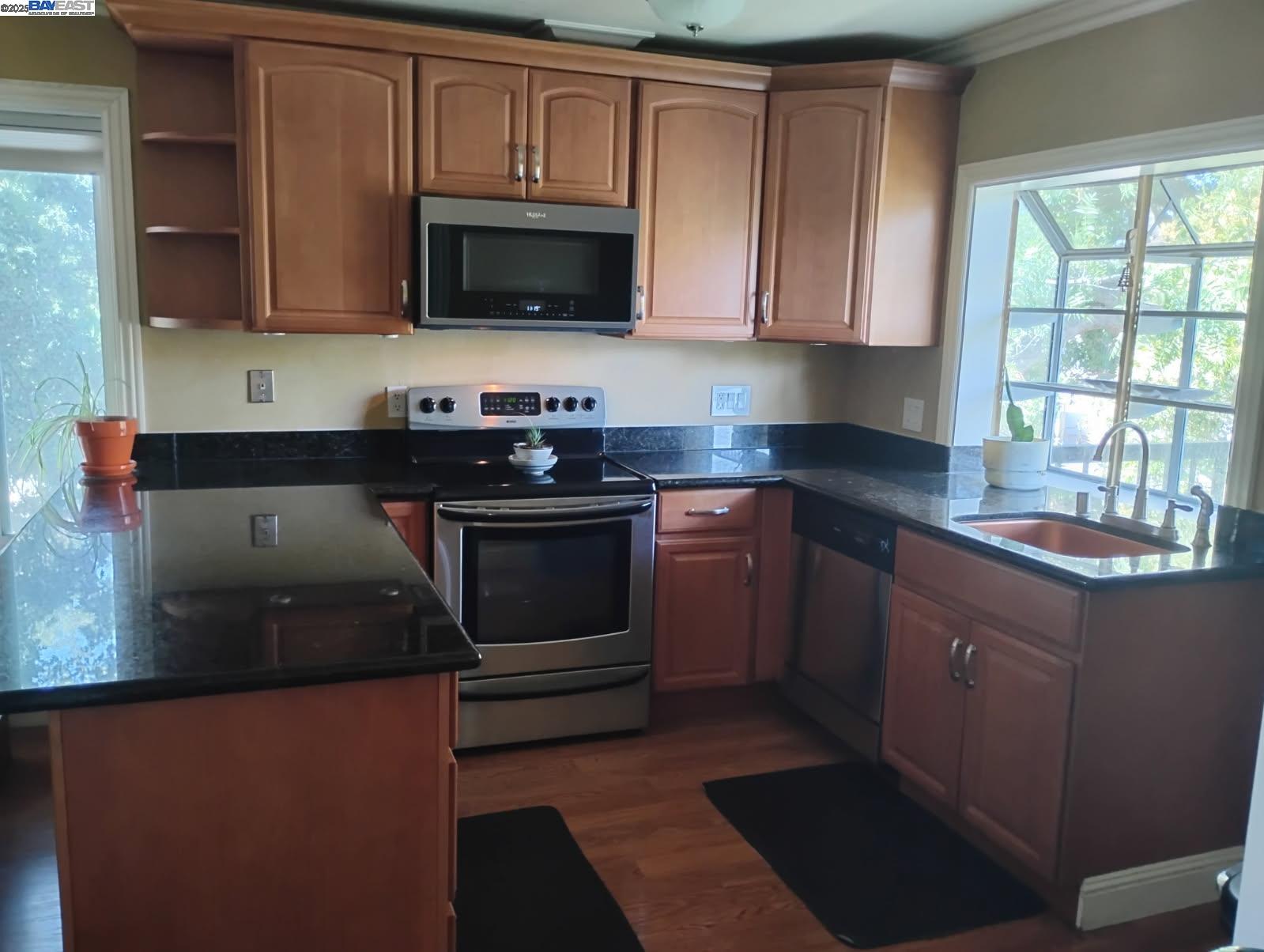 Photo #6: 41103278 Listing 