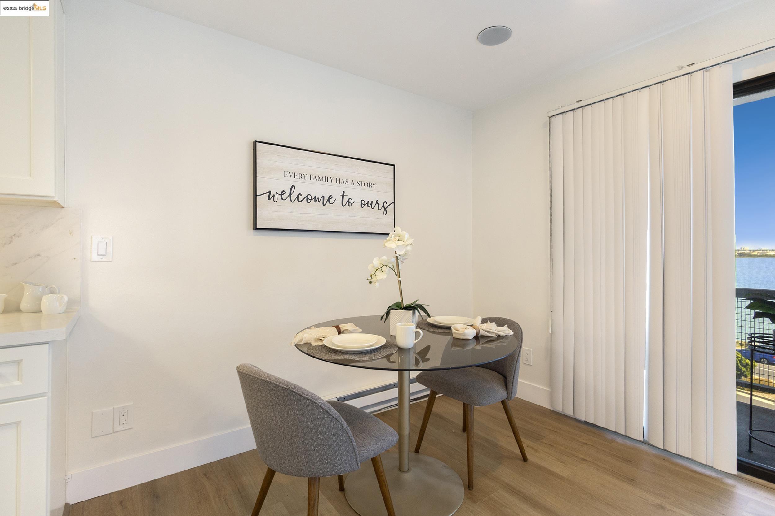 Detail Gallery Image 11 of 25 For 2 Anchor #F497,  Emeryville,  CA 94608 - 1 Beds | 1 Baths