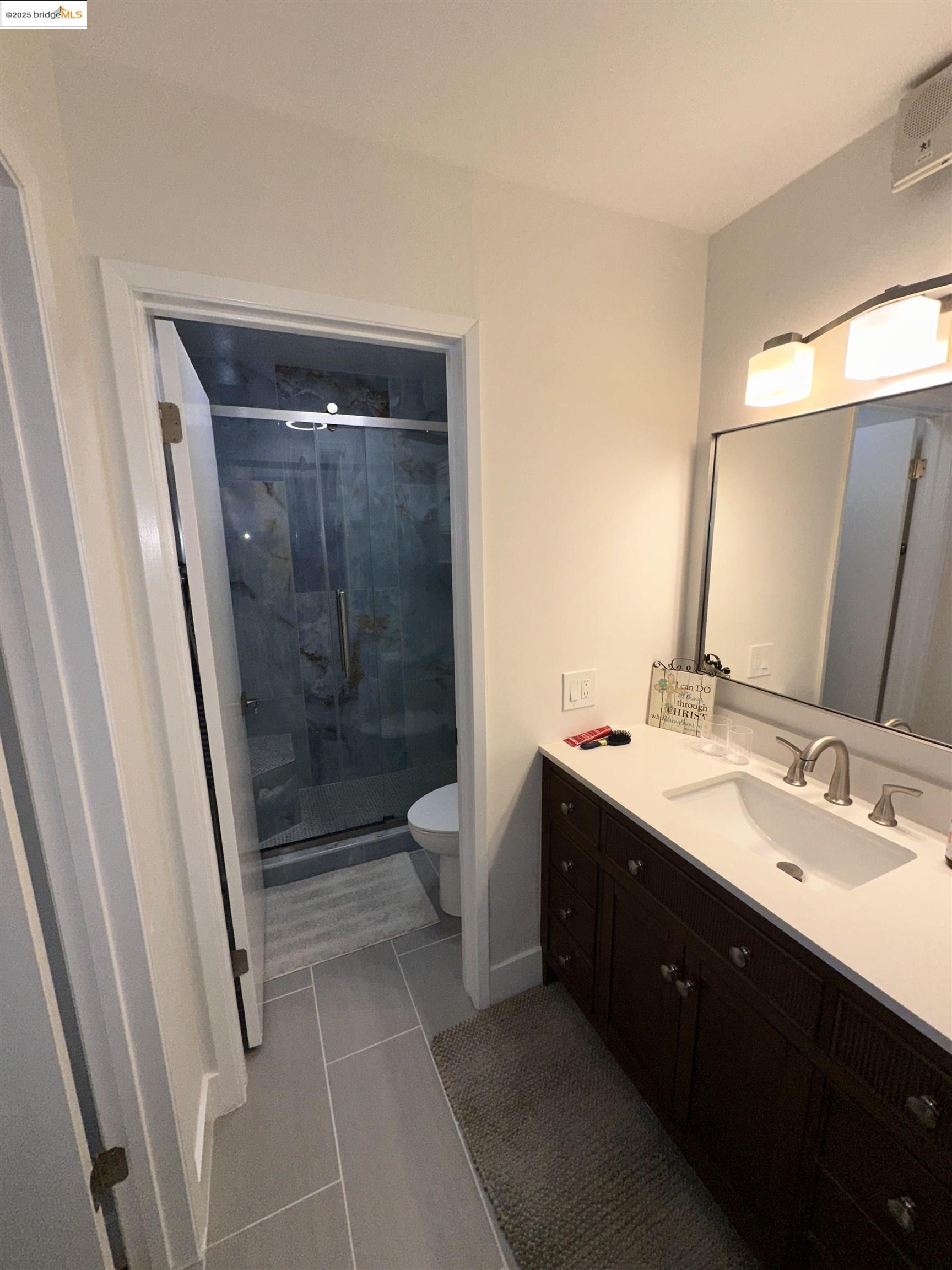 Photo #6: 41103279 Listing 