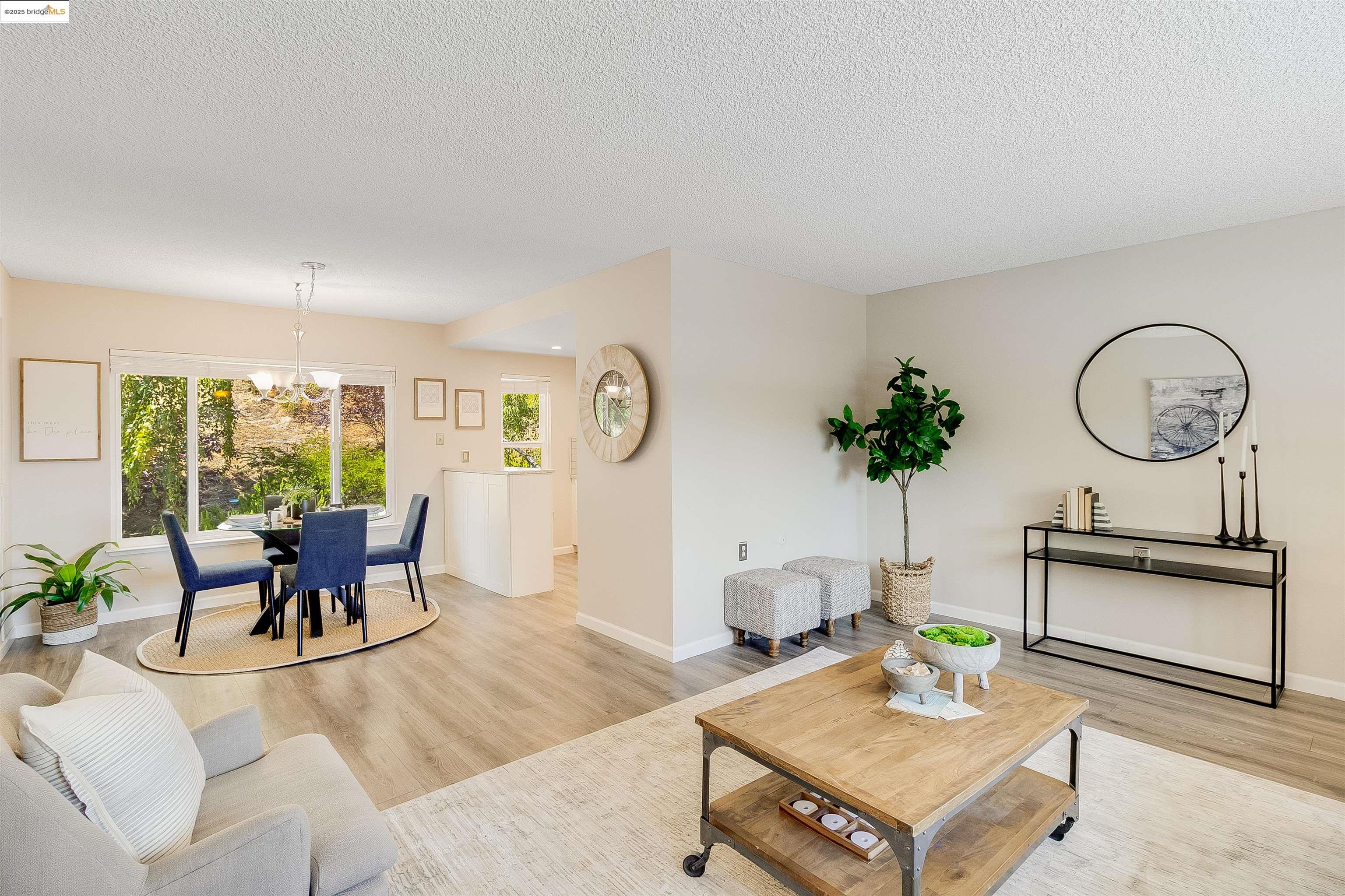 1405 Ptarmigan Dr # 1, Walnut Creek, California 94595, 1 Bedroom Bedrooms, 4 Rooms Rooms,1 BathroomBathrooms,Residential,For Sale,1405 Ptarmigan Dr # 1,41103281