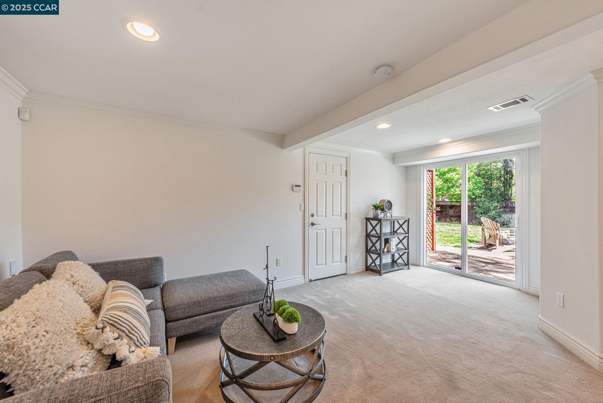 Detail Gallery Image 21 of 55 For 285 Moraga Way, Orinda,  CA 94563 - 3 Beds | 3 Baths