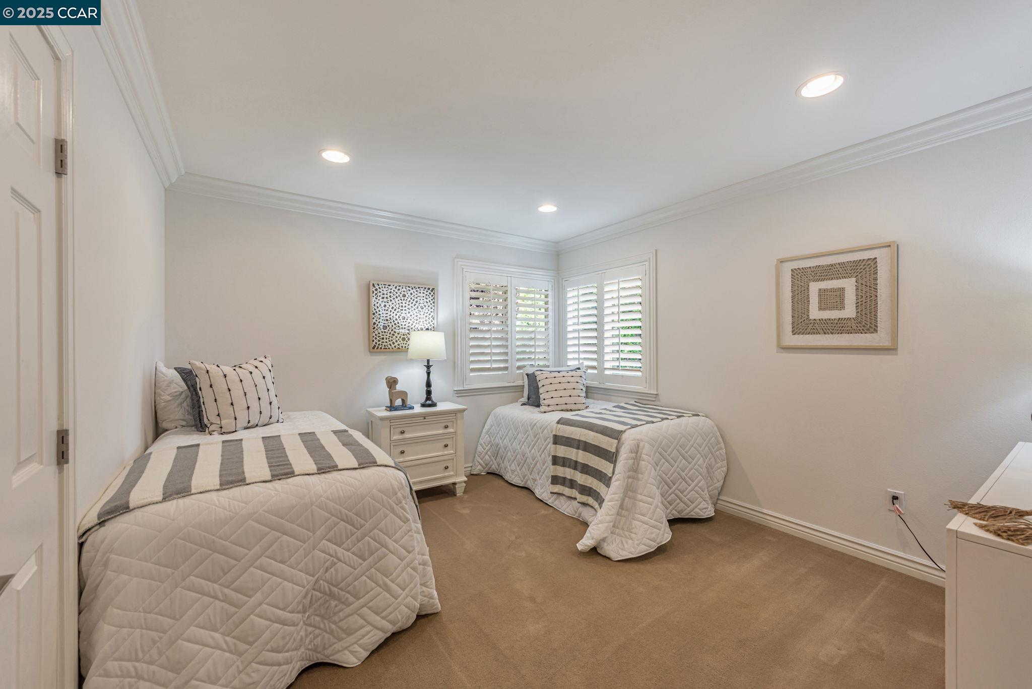 Detail Gallery Image 27 of 55 For 285 Moraga Way, Orinda,  CA 94563 - 3 Beds | 3 Baths