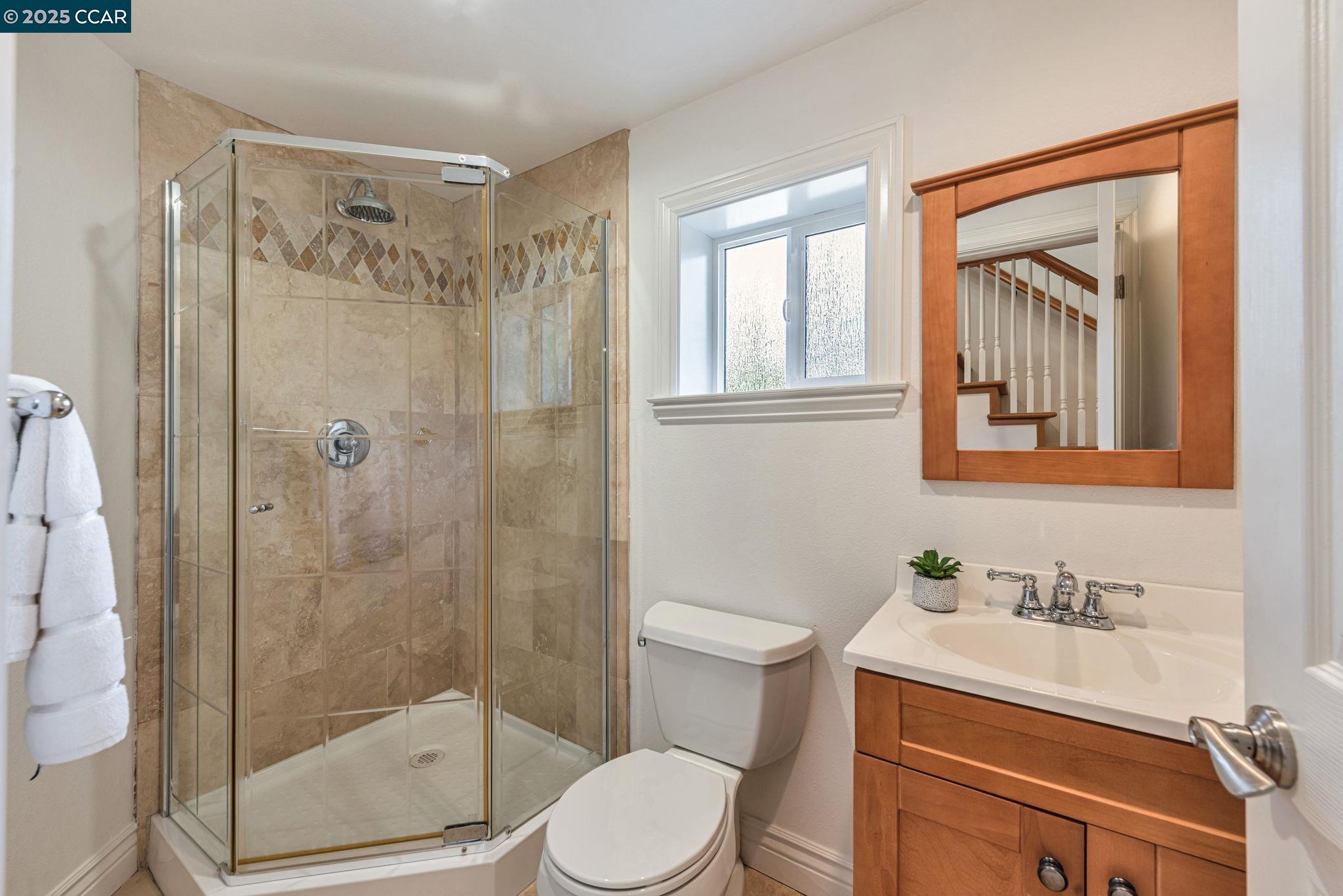 Detail Gallery Image 34 of 55 For 285 Moraga Way, Orinda,  CA 94563 - 3 Beds | 3 Baths
