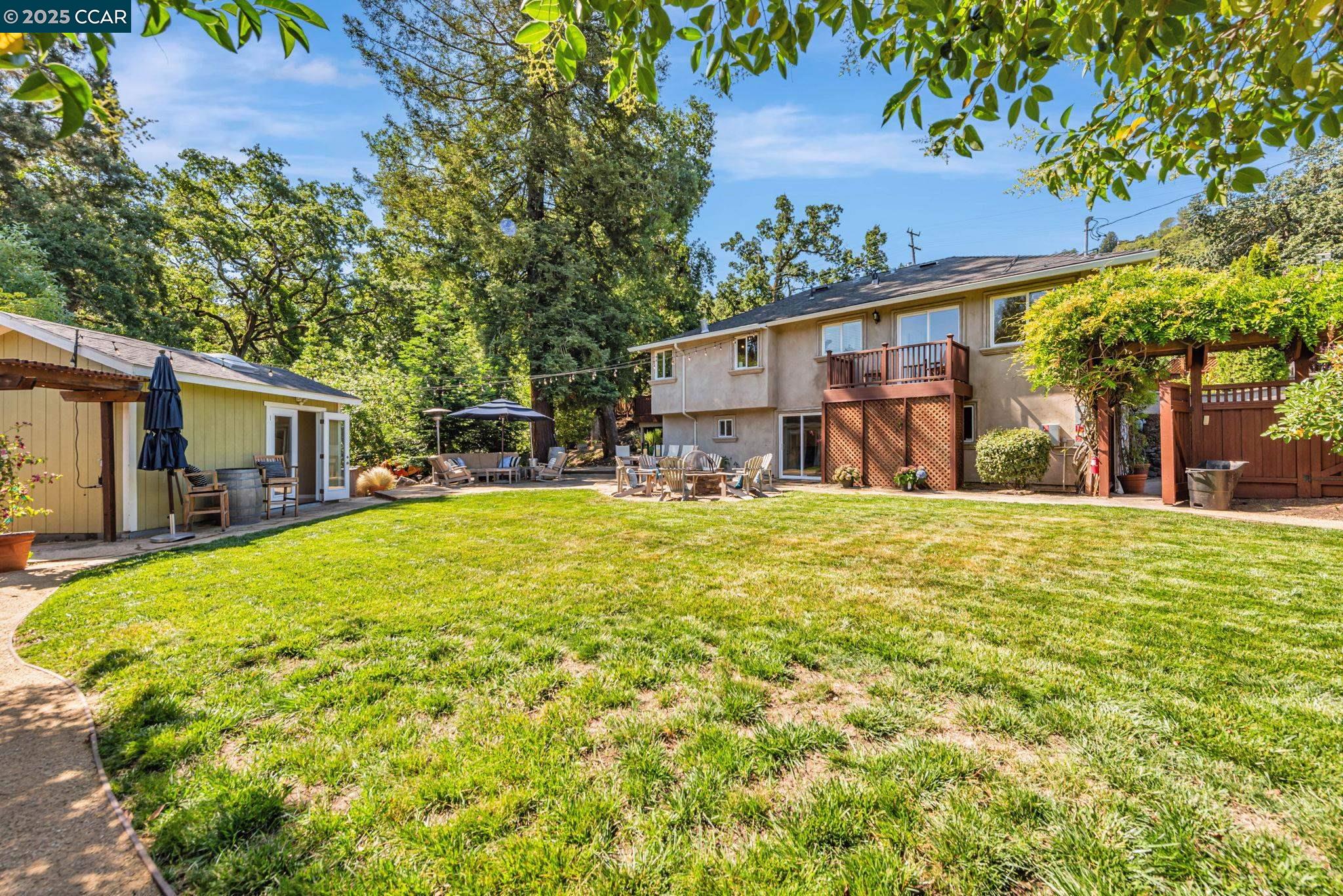 Detail Gallery Image 43 of 55 For 285 Moraga Way, Orinda,  CA 94563 - 3 Beds | 3 Baths