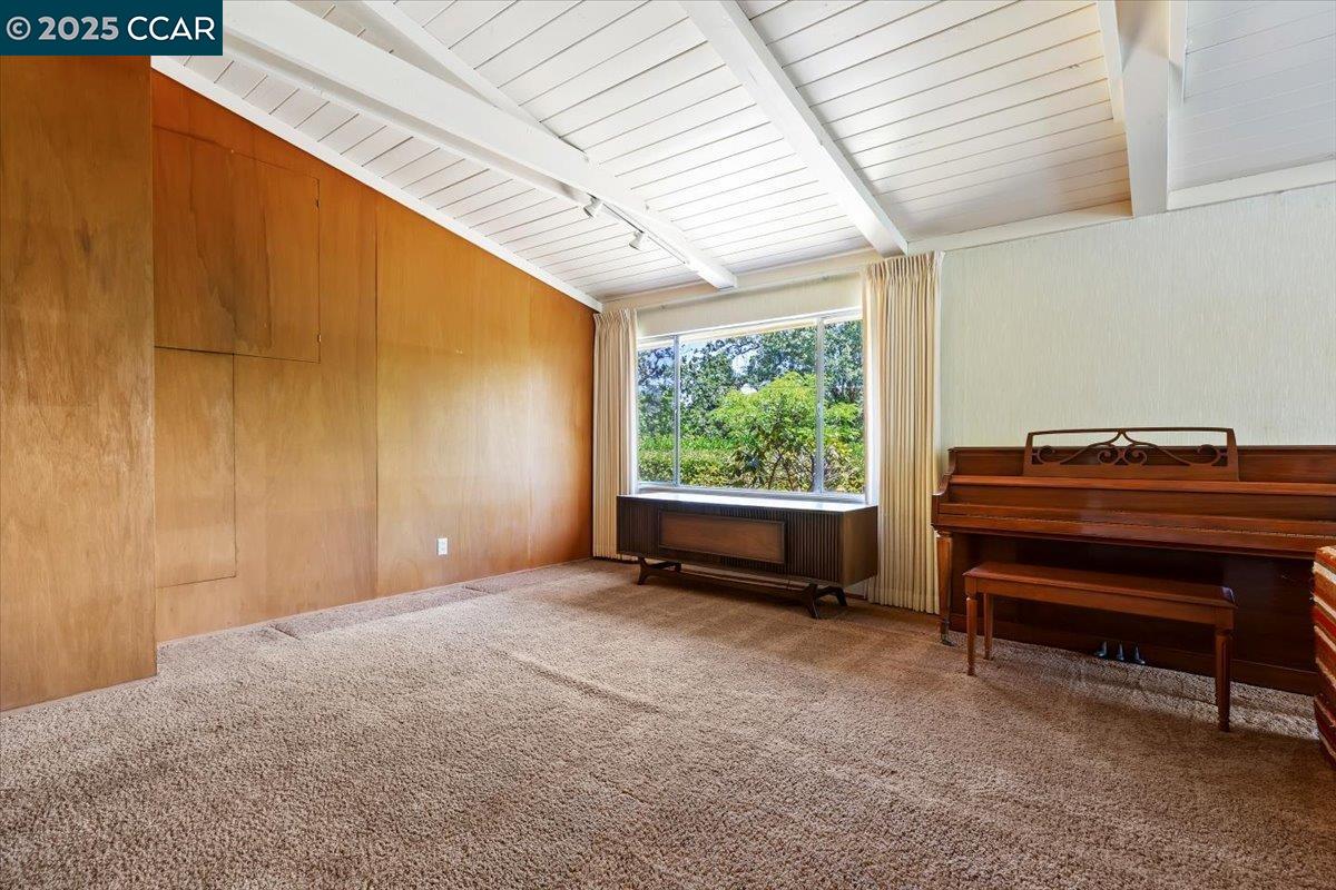 645 Evelyn Ct, Lafayette, California 94549, 4 Bedrooms Bedrooms, 8 Rooms Rooms,2 BathroomsBathrooms,Residential,For Sale,645 Evelyn Ct,41103283