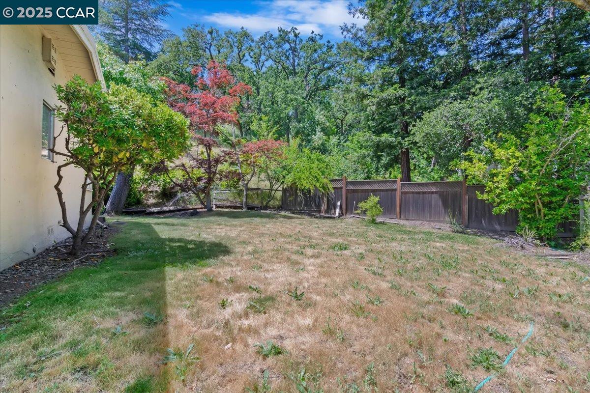 645 Evelyn Ct, Lafayette, California 94549, 4 Bedrooms Bedrooms, 8 Rooms Rooms,2 BathroomsBathrooms,Residential,For Sale,645 Evelyn Ct,41103283