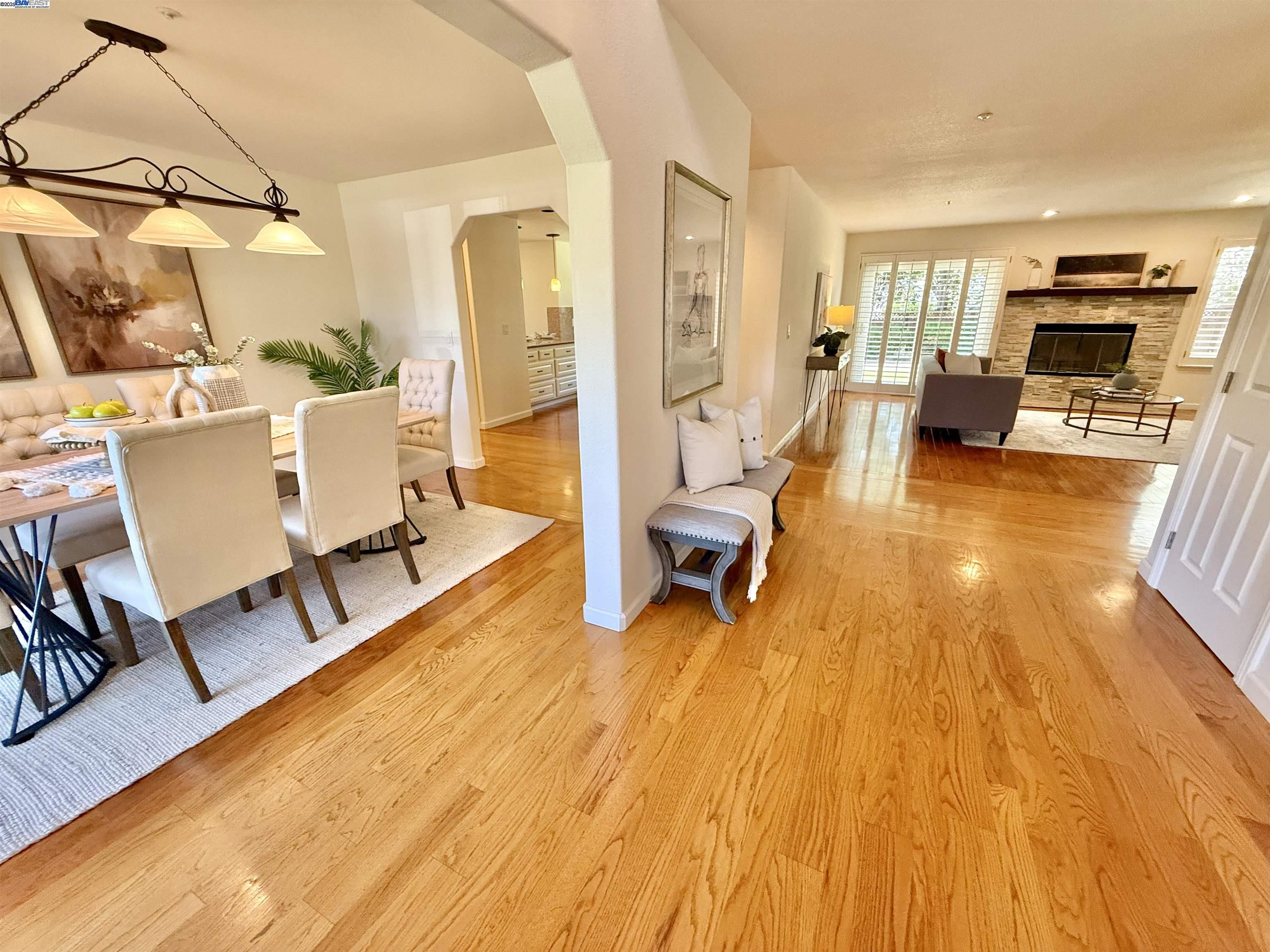 Detail Gallery Image 13 of 60 For 4482 Guilford Pl, Livermore,  CA 94550 - 5 Beds | 3 Baths