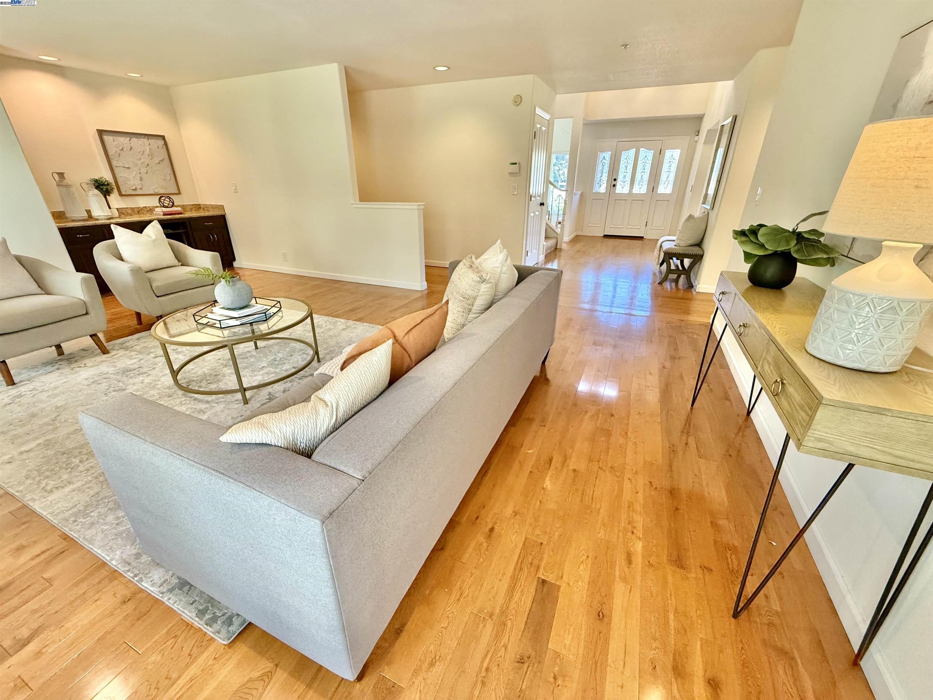 Detail Gallery Image 15 of 60 For 4482 Guilford Pl, Livermore,  CA 94550 - 5 Beds | 3 Baths
