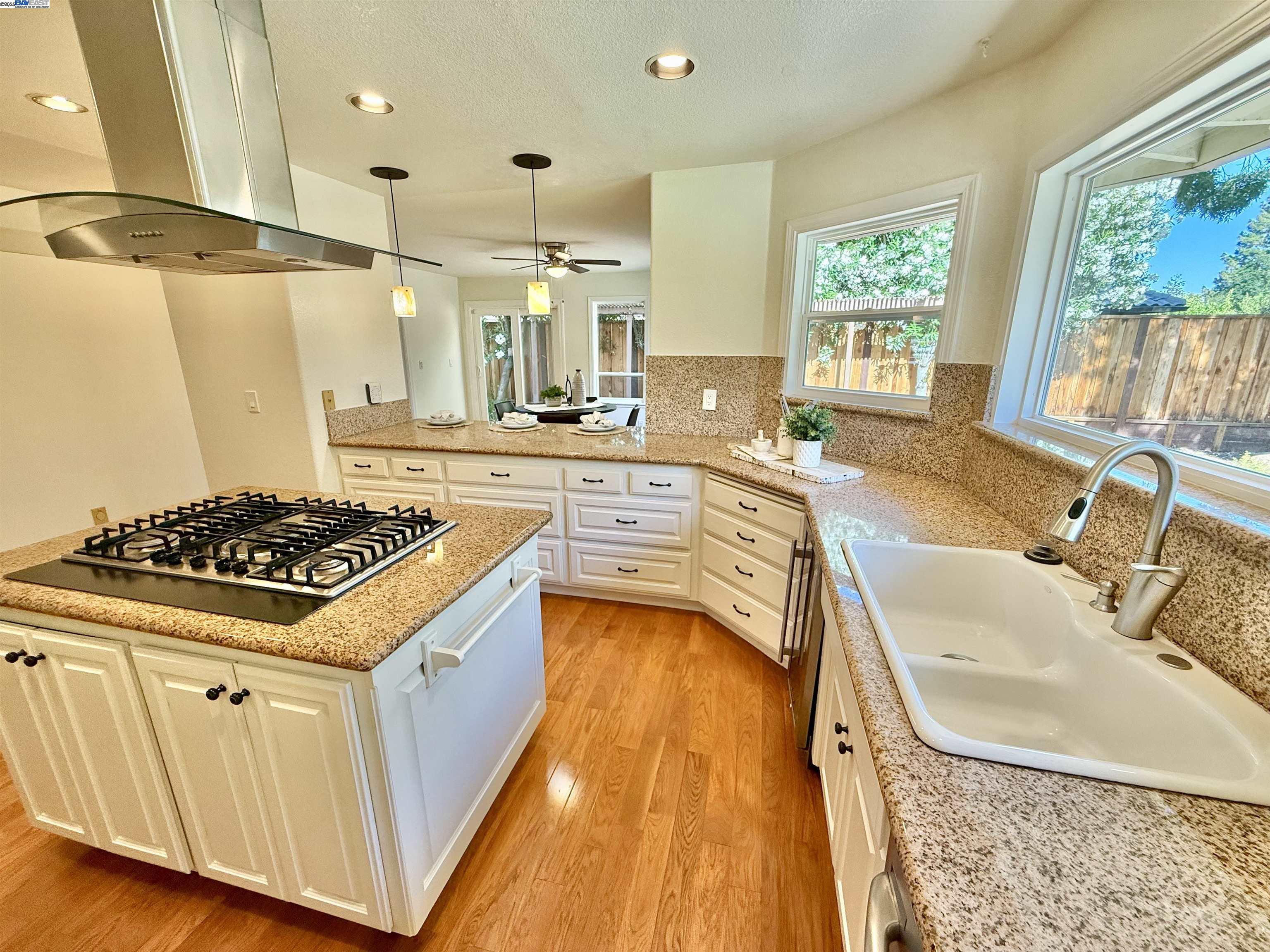 Detail Gallery Image 23 of 60 For 4482 Guilford Pl, Livermore,  CA 94550 - 5 Beds | 3 Baths