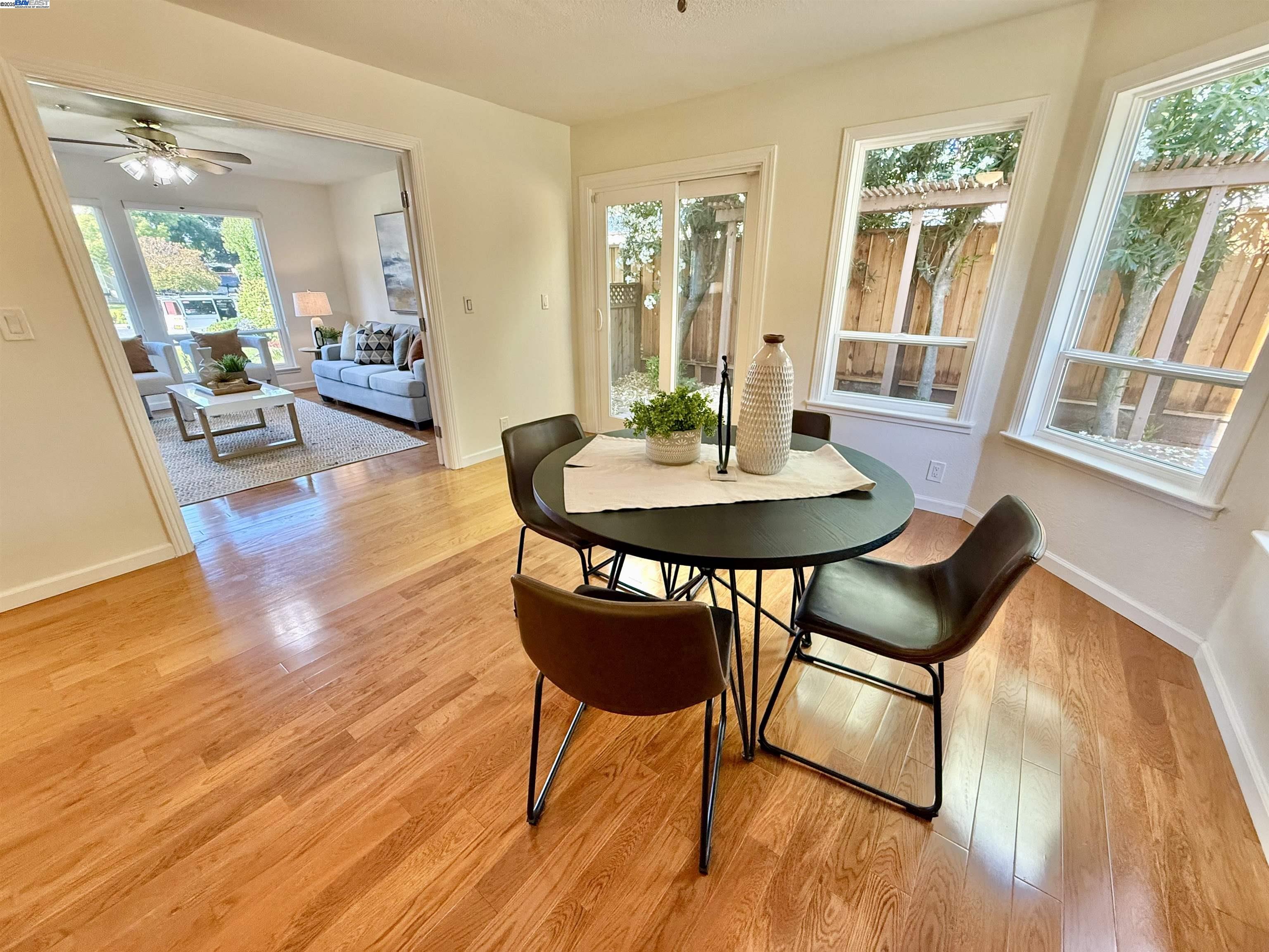 Detail Gallery Image 28 of 60 For 4482 Guilford Pl, Livermore,  CA 94550 - 5 Beds | 3 Baths