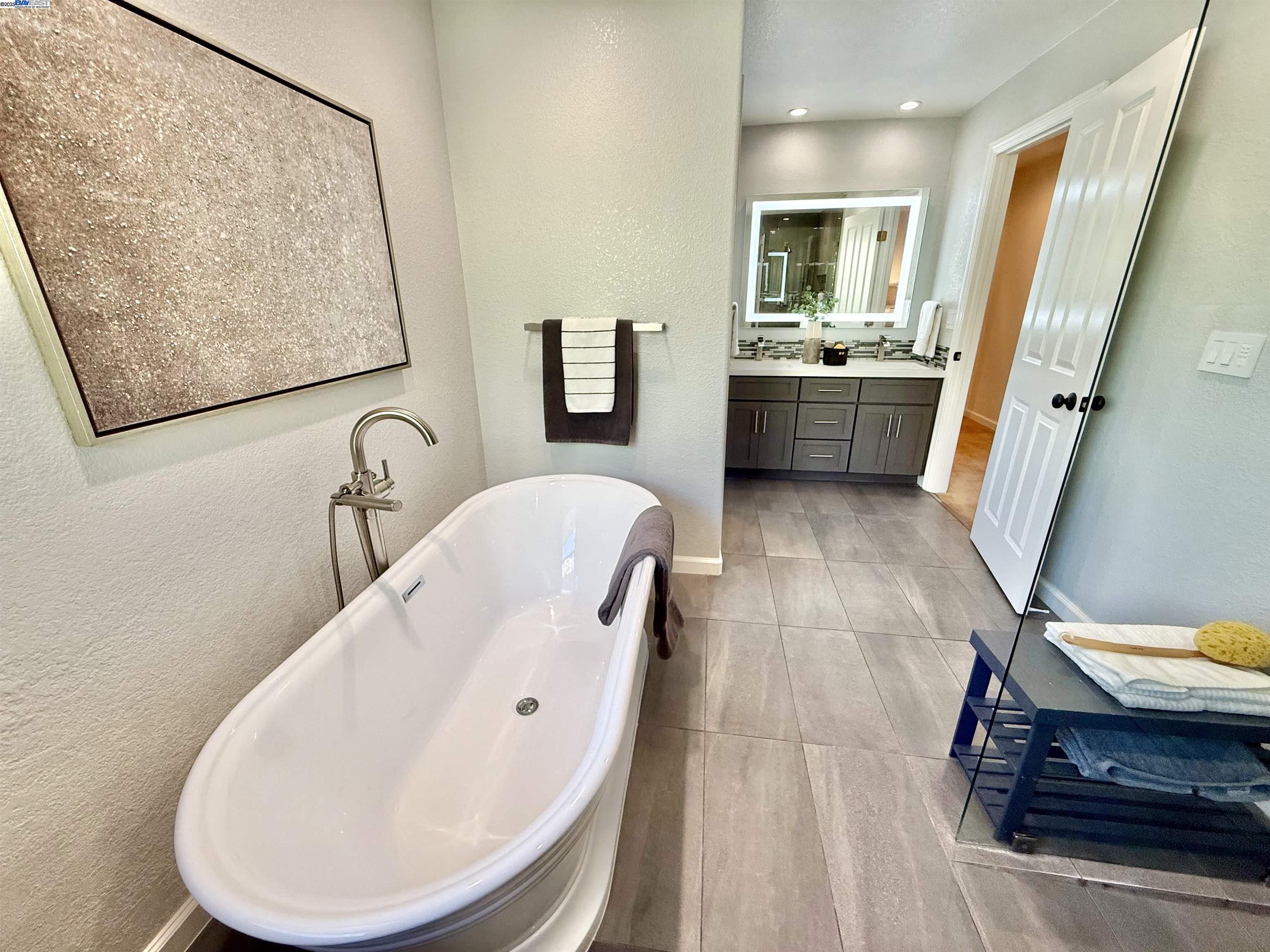 Detail Gallery Image 52 of 60 For 4482 Guilford Pl, Livermore,  CA 94550 - 5 Beds | 3 Baths