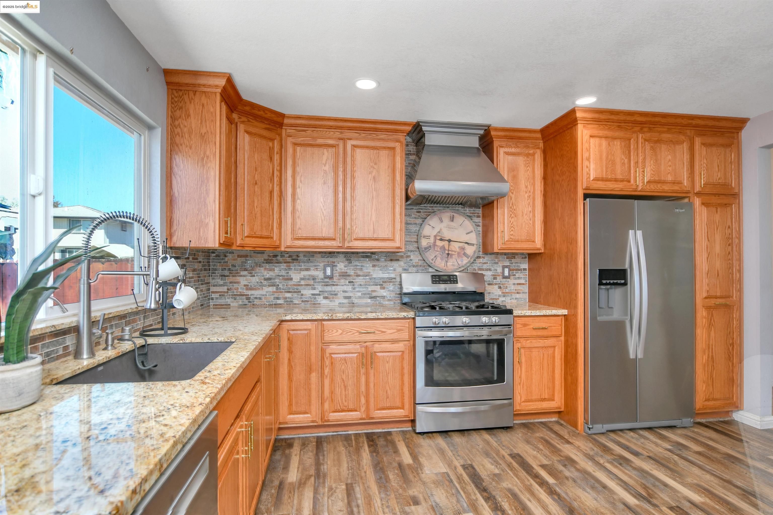 Detail Gallery Image 14 of 30 For 780 Beaver Ln, Discovery Bay,  CA 94505 - 3 Beds | 2 Baths