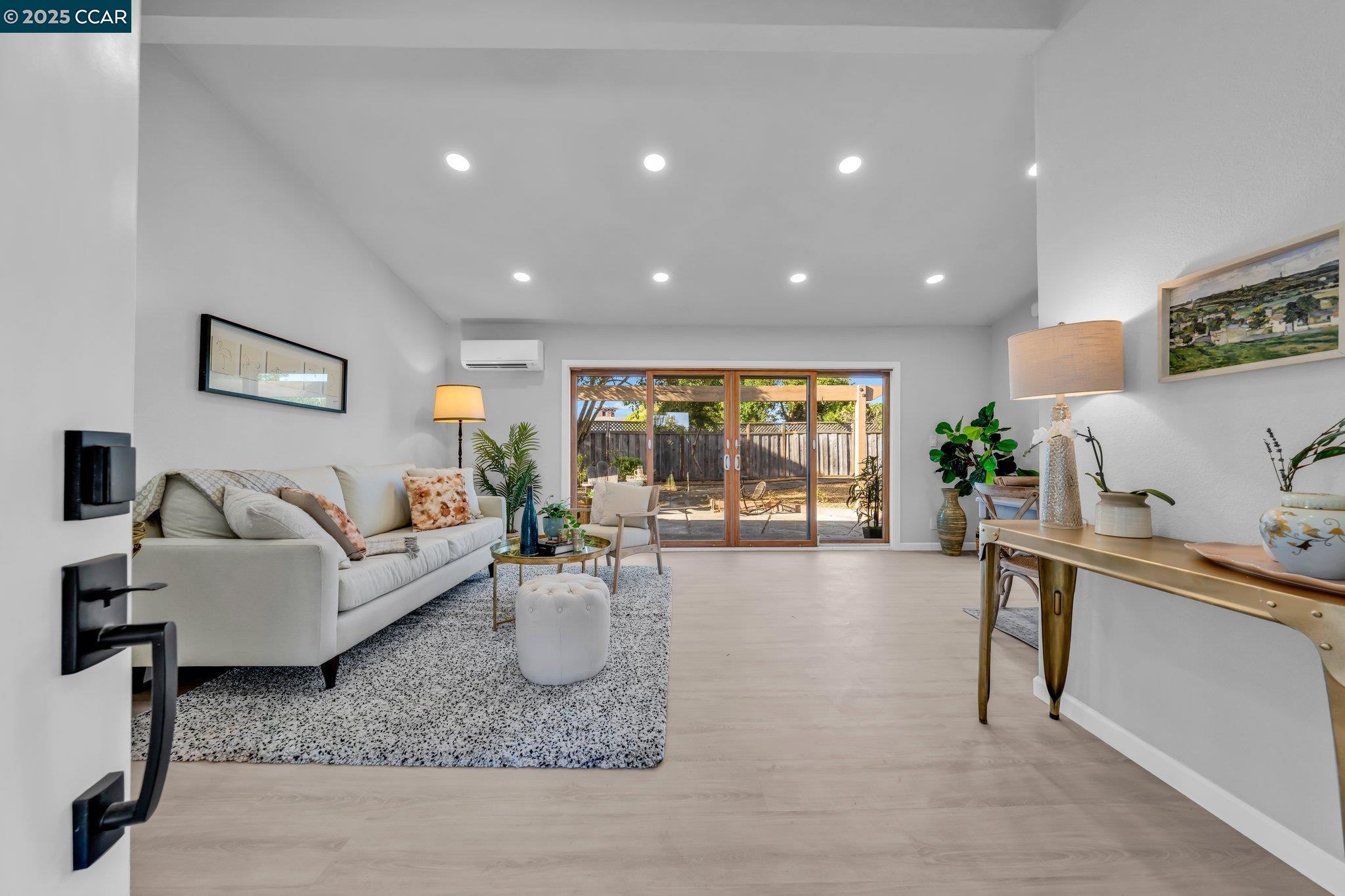 803 Hacienda way, San Rafael, California 94903, 4 Bedrooms Bedrooms, 8 Rooms Rooms,2 BathroomsBathrooms,Residential,For Sale,803 Hacienda way,41103286
