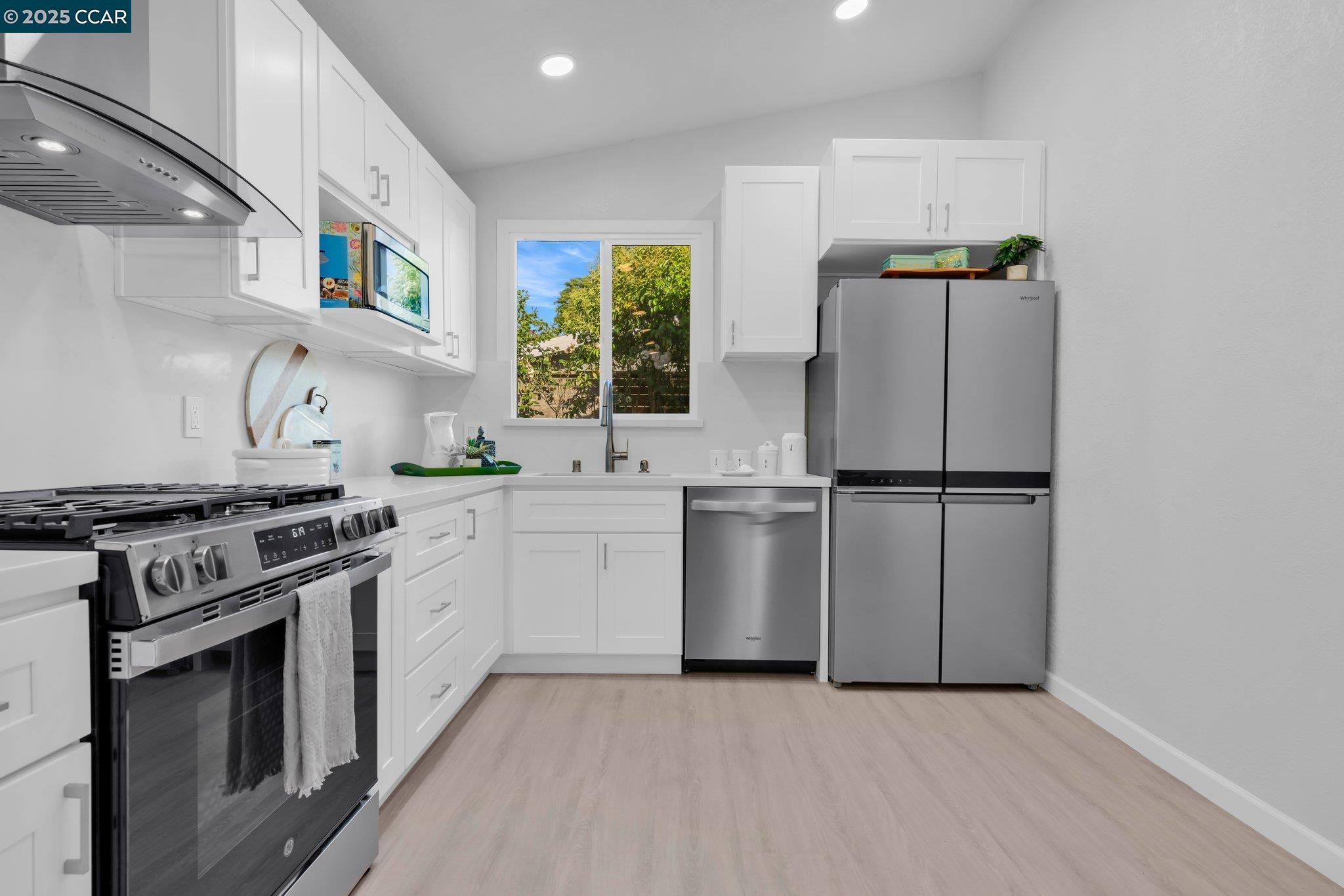 803 Hacienda way, San Rafael, California 94903, 4 Bedrooms Bedrooms, 8 Rooms Rooms,2 BathroomsBathrooms,Residential,For Sale,803 Hacienda way,41103286